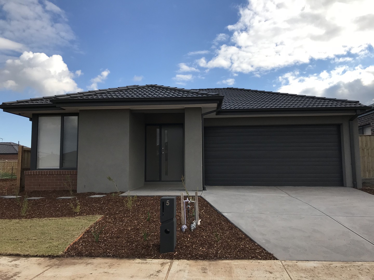 5 Trevor Crescent, Truganina, VIC 3029 - Thumbnail 2 - 29/08/2022