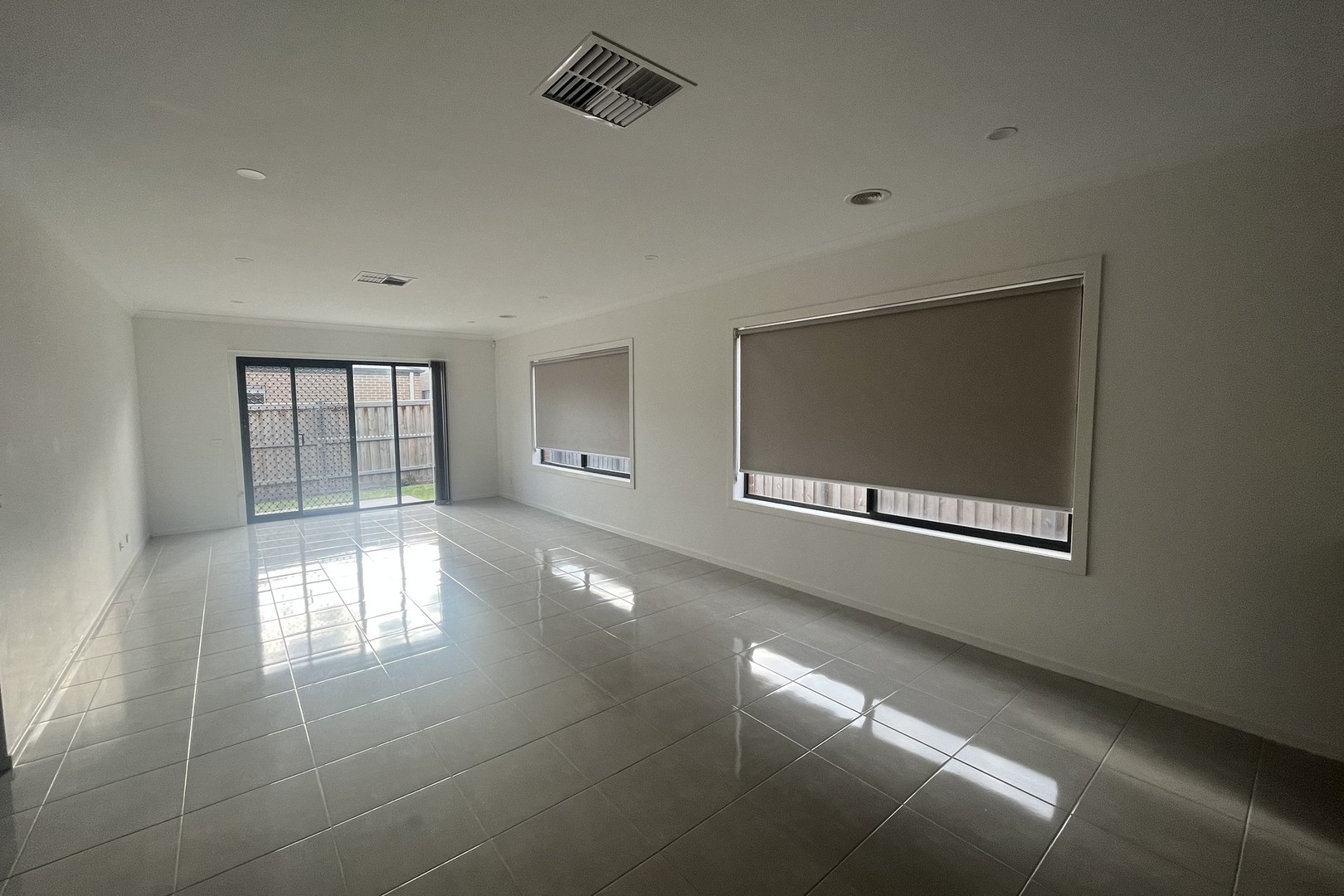 5 Trevor Crescent, Truganina, VIC 3029 - Thumbnail 2 - 24/10/2025