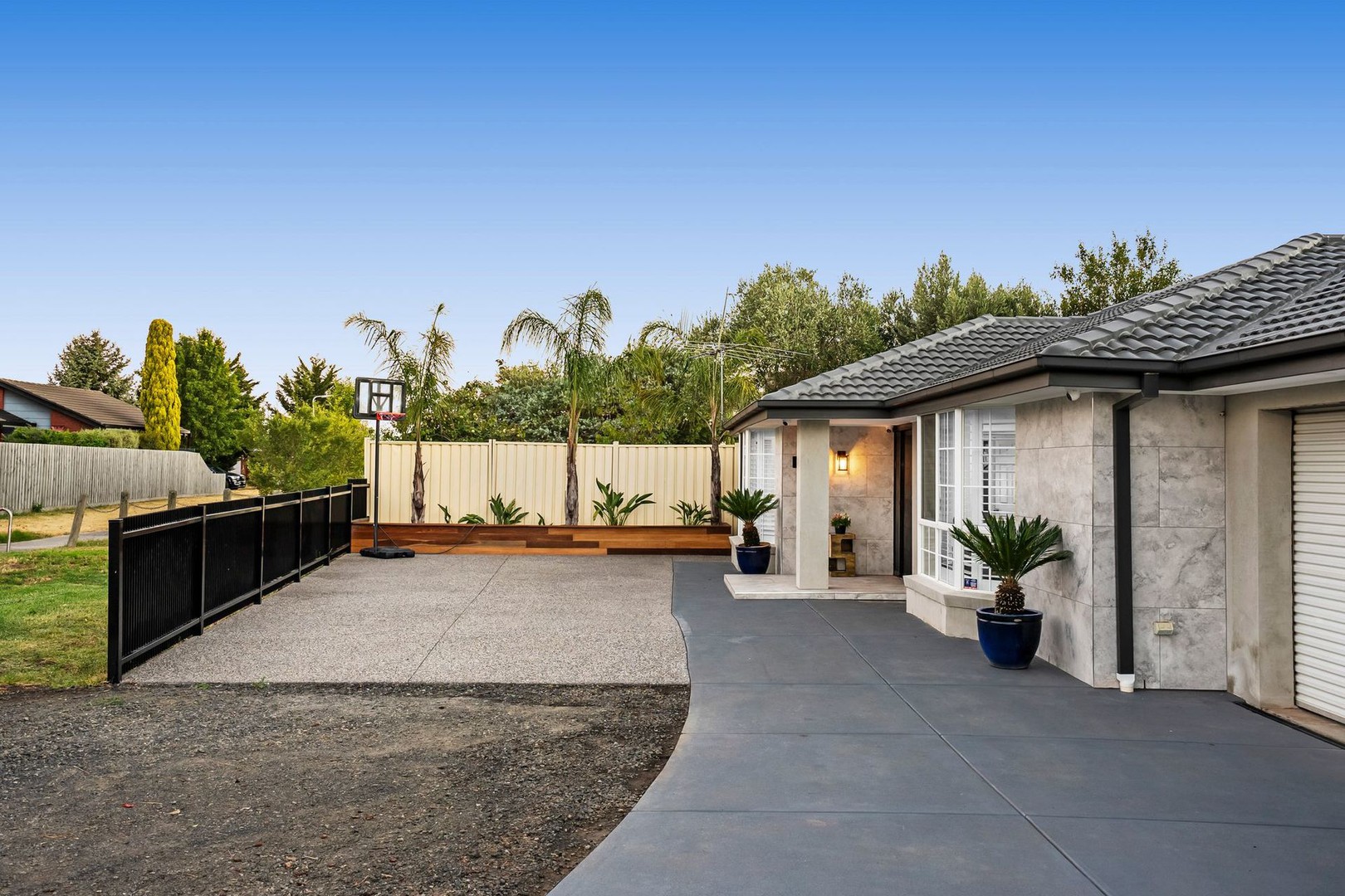 5 Trident Close, Keilor Downs, VIC 3038, Keilor Downs - Thumbnail 2