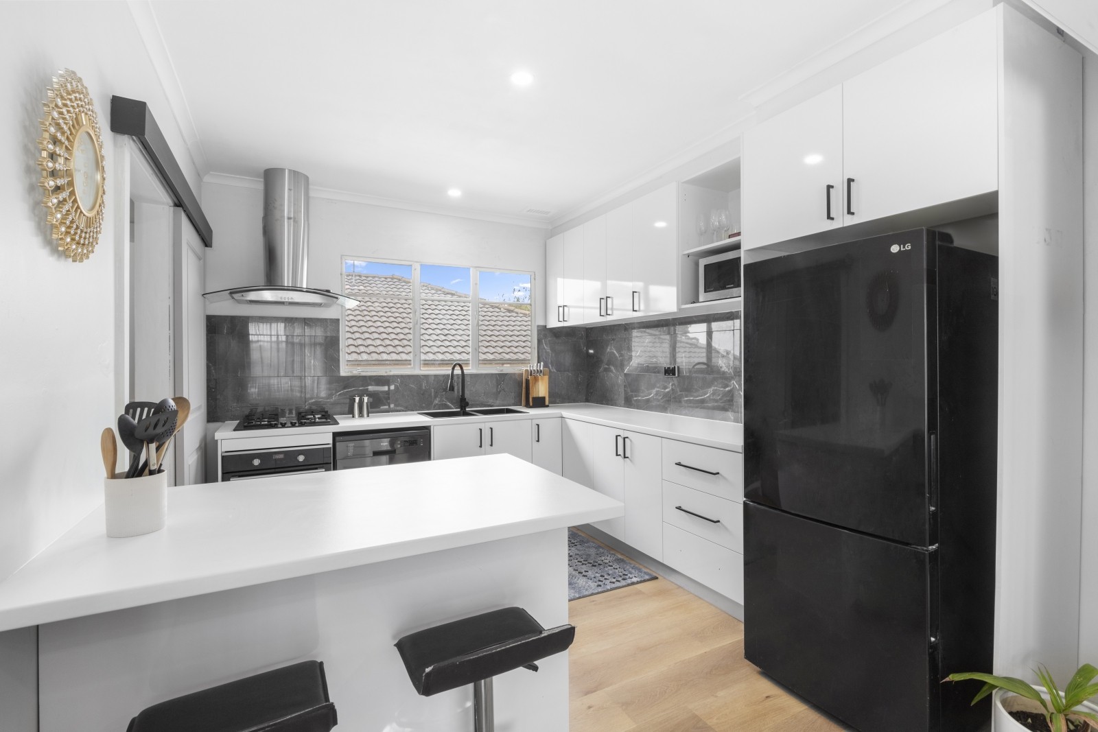 5 Tristania Street, Doveton, VIC 3177, Doveton - Thumbnail 3