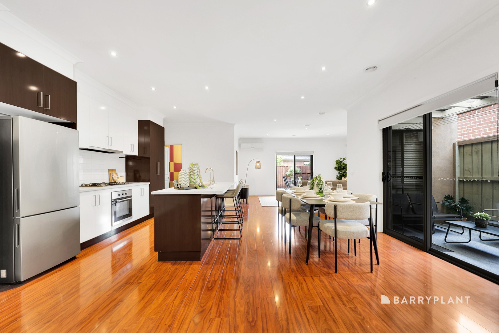 5 Tuross Crescent, South Morang, VIC 3752, South Morang - Thumbnail 3