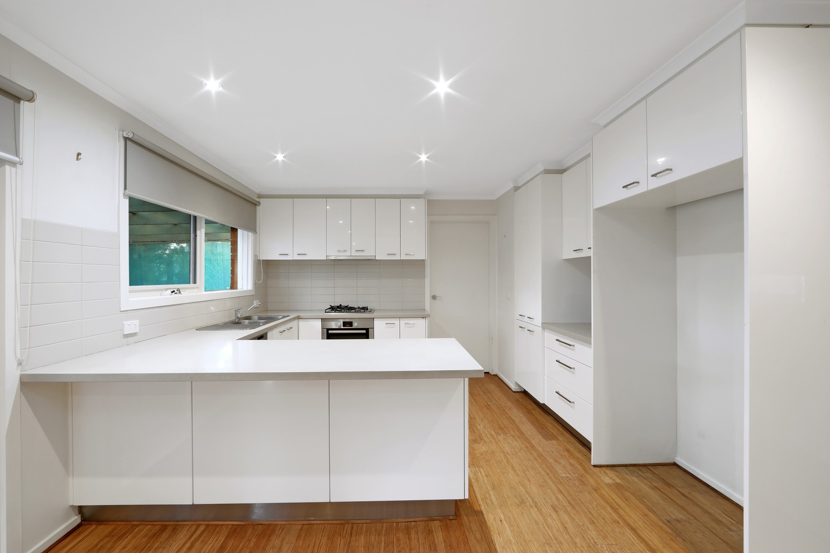 5 Utrillo Close, Scoresby, VIC 3179, Scoresby - Thumbnail 2