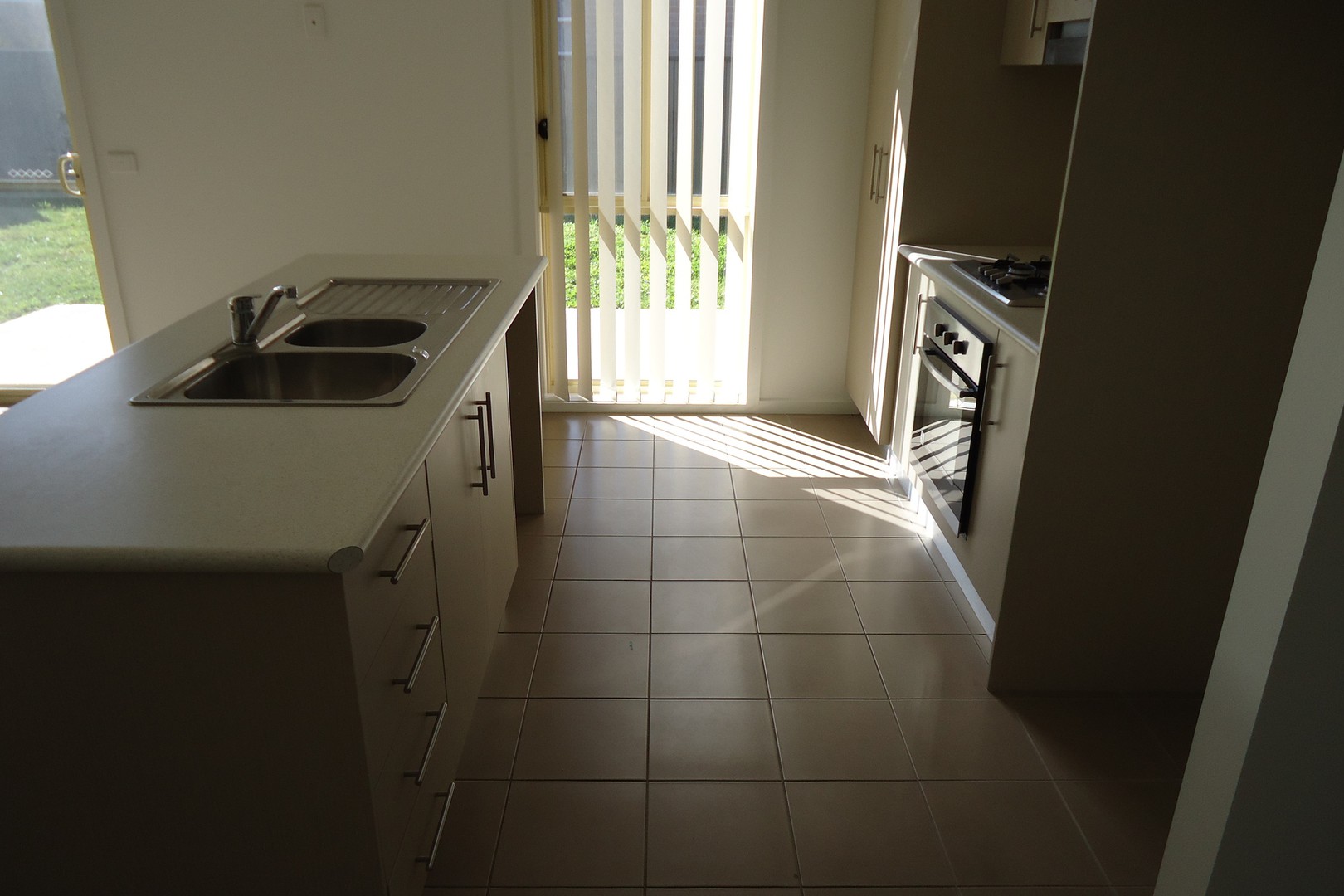 5 Vicky Court, Point Cook, VIC 3030, Point Cook - Thumbnail 8