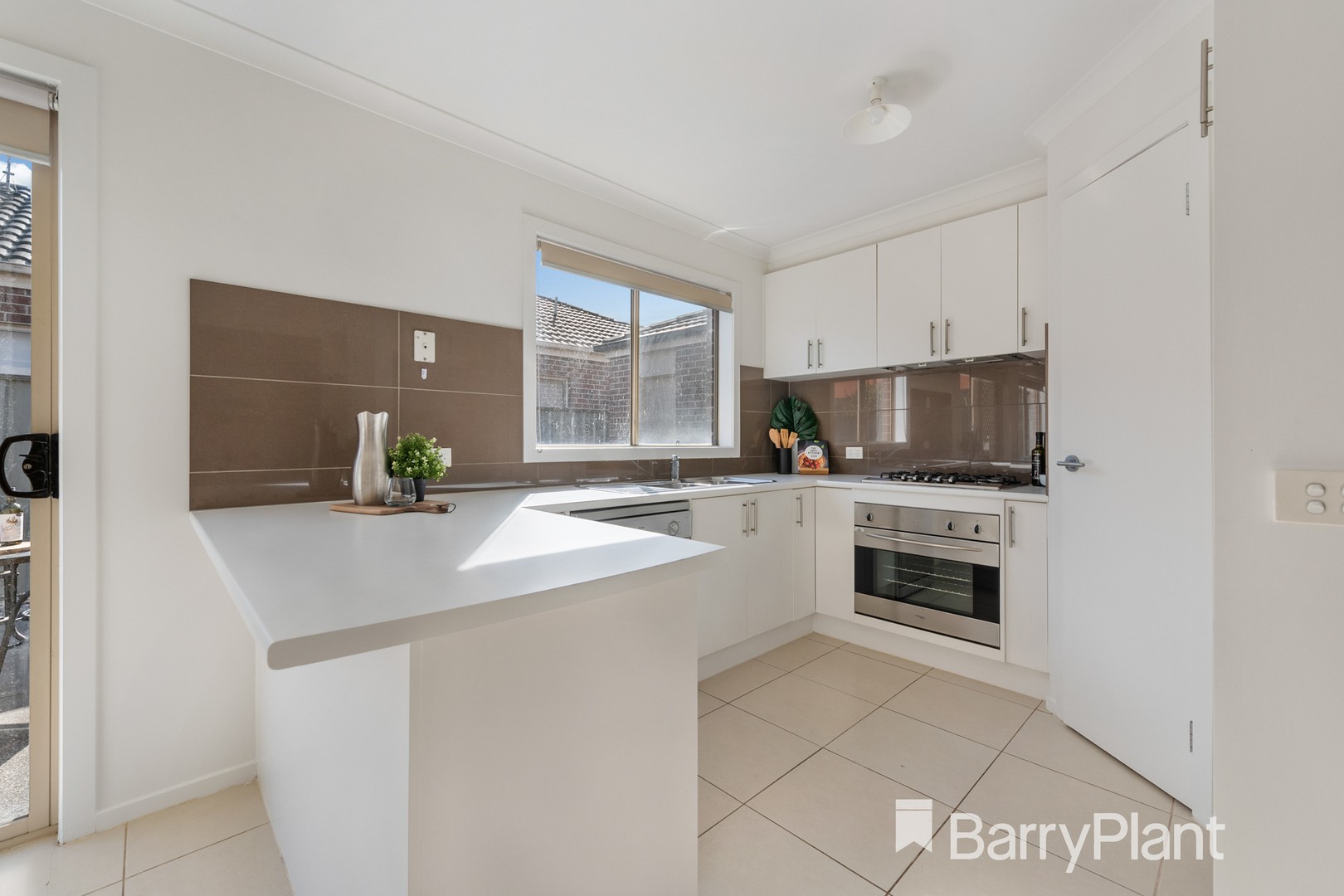 5 Wakefields Drive, Brookfield, VIC 3338, Brookfield - Thumbnail 3