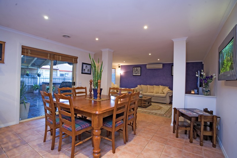 5 Watermark Way, Point Cook, VIC 3030, Point Cook - Thumbnail 3
