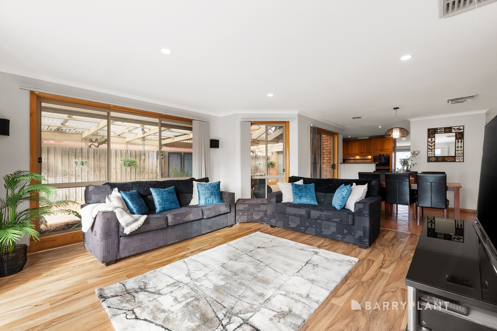 5 Wattletree Walk, South Morang, VIC 3752, South Morang - Thumbnail 6
