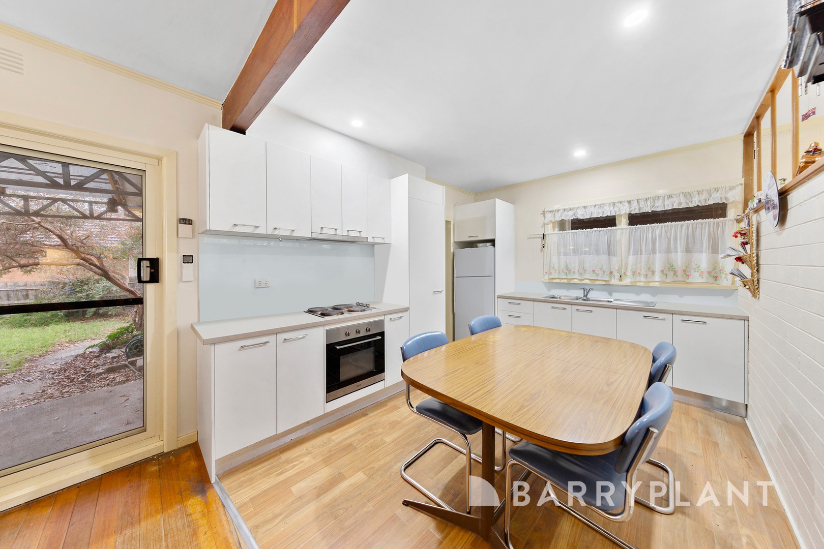 5 Waveney Street, St Albans, VIC 3021, St Albans - Thumbnail 4