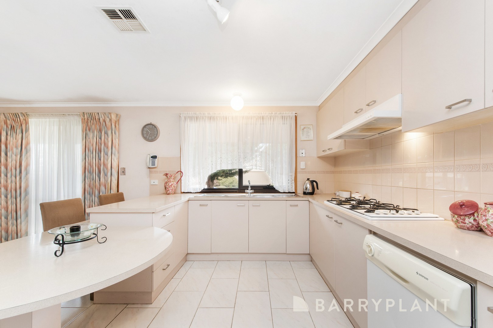 5 Weeden Drive, Werribee, VIC 3030, Werribee - Thumbnail 5