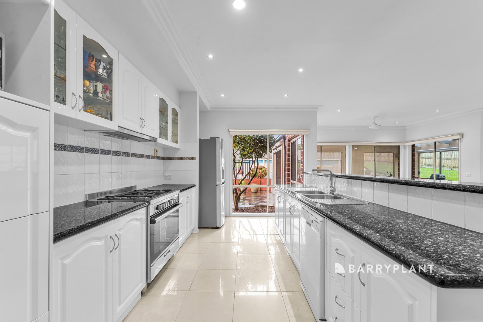 5 West Vista Place, Narre Warren North, VIC 3804, Narre Warren North - Thumbnail 7