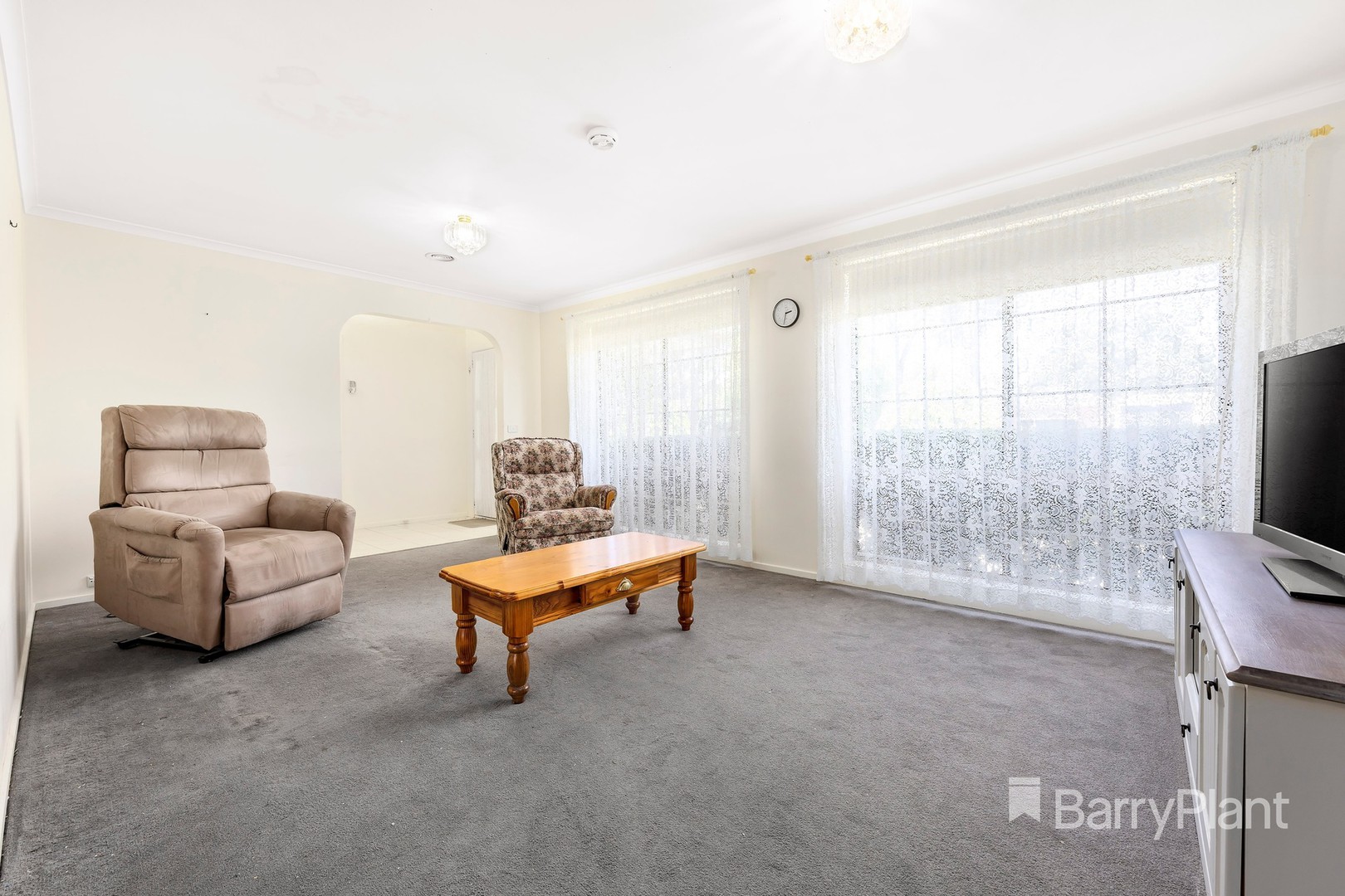 5 Westleigh Court, Mill Park, VIC 3082, Mill Park - Thumbnail 2