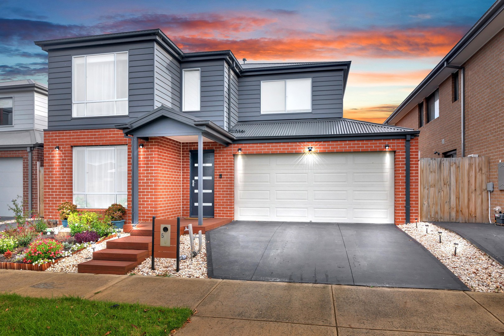 5 Whitestone Road, Point Cook, VIC 3030, Point Cook - Thumbnail 2
