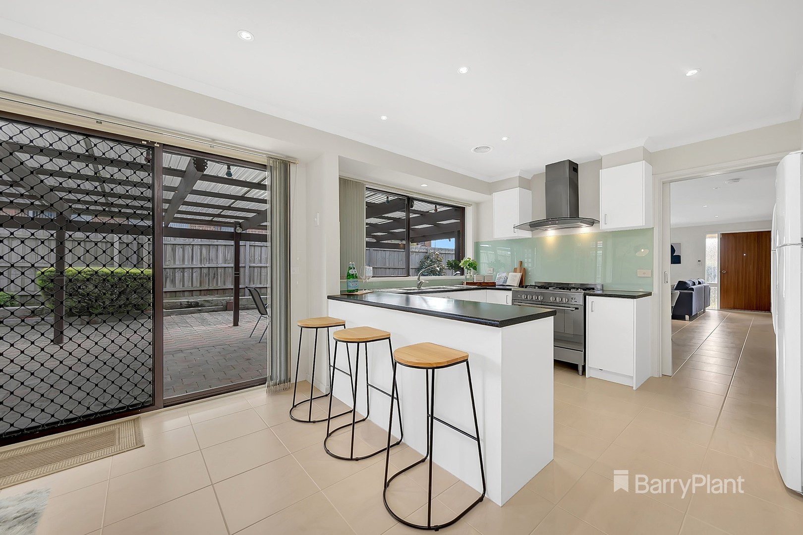5 Whitfield Court, Mill Park, VIC 3082, Mill Park - Thumbnail 4