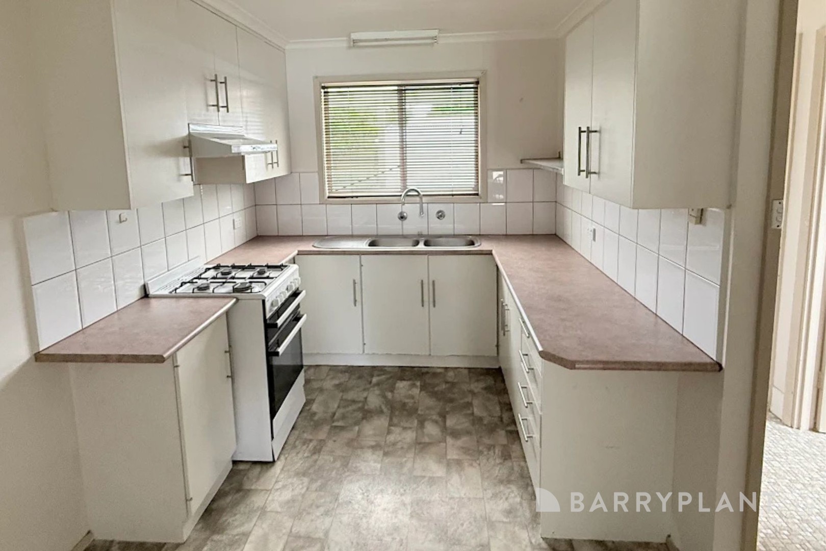 5 Willoby Street, Beaufort, VIC 3373 - Thumbnail 1 - 15/04/2024