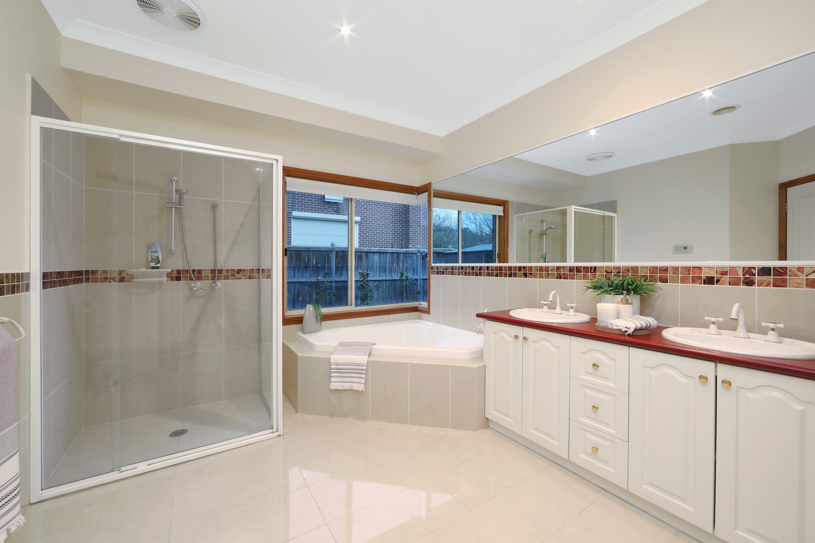 5 Windsor Drive, Lysterfield, VIC 3156, Lysterfield - Thumbnail 8
