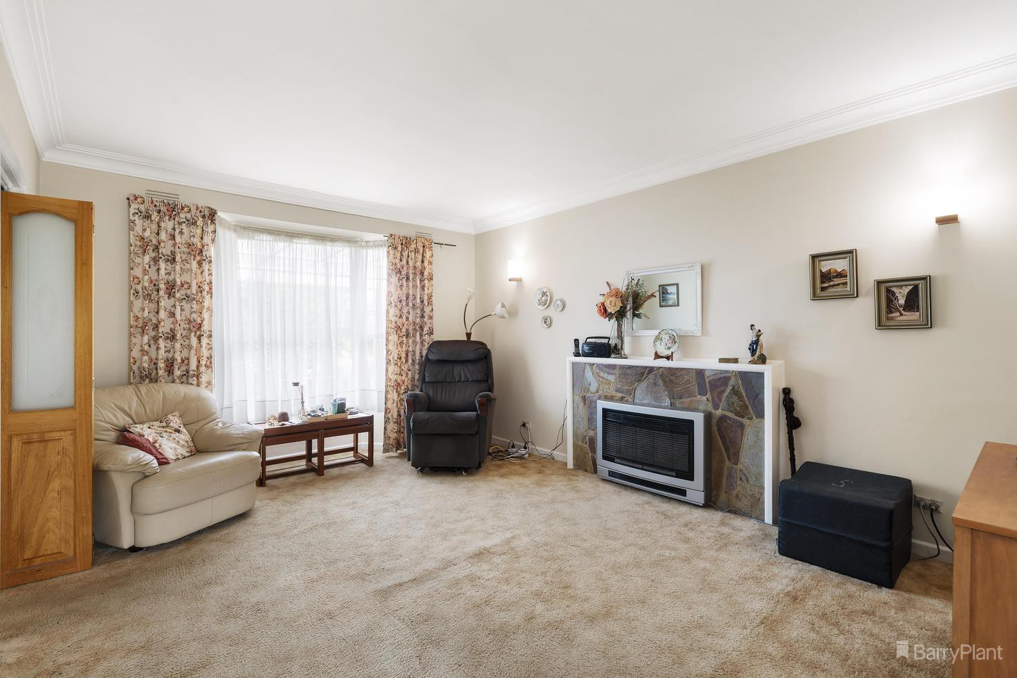 5 Woodhouse Road, Doncaster East, VIC 3109, Doncaster East - Thumbnail 2