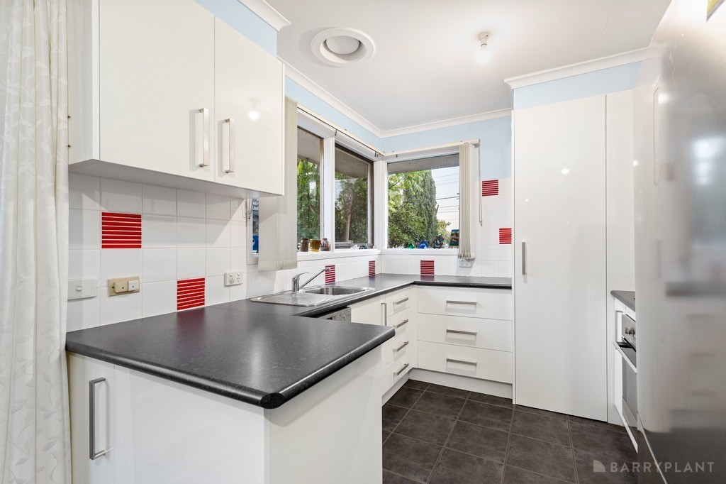 5 Woollahra Avenue, Keysborough, VIC 3173, Keysborough - Thumbnail 2