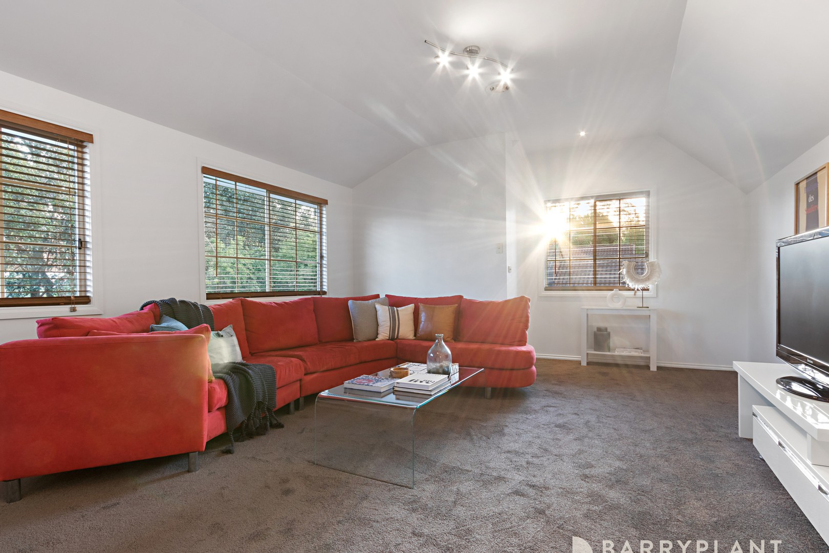 5 Wyndham Place, Rowville, VIC 3178, Rowville - Thumbnail 5