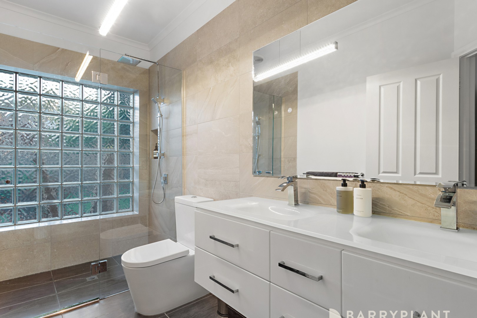 5 Wyndham Place, Rowville, VIC 3178, Rowville - Thumbnail 7