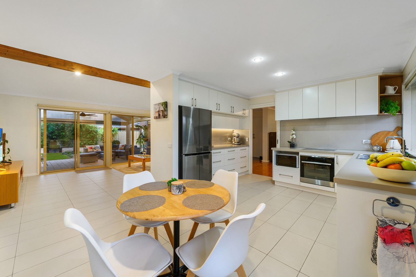5 Yanchep Court, Taylors Lakes, VIC 3038, Taylors Lakes - Thumbnail 4