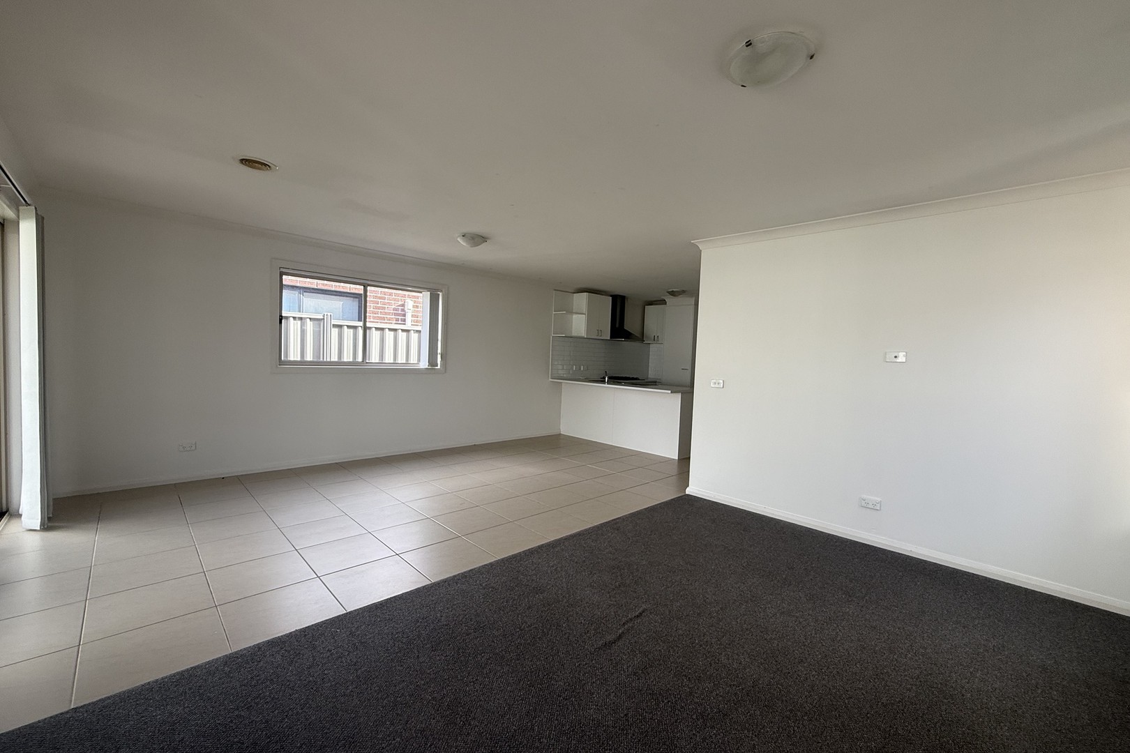 5 Yellow Gum Way, Kurunjang, VIC 3337, Kurunjang - Thumbnail 2