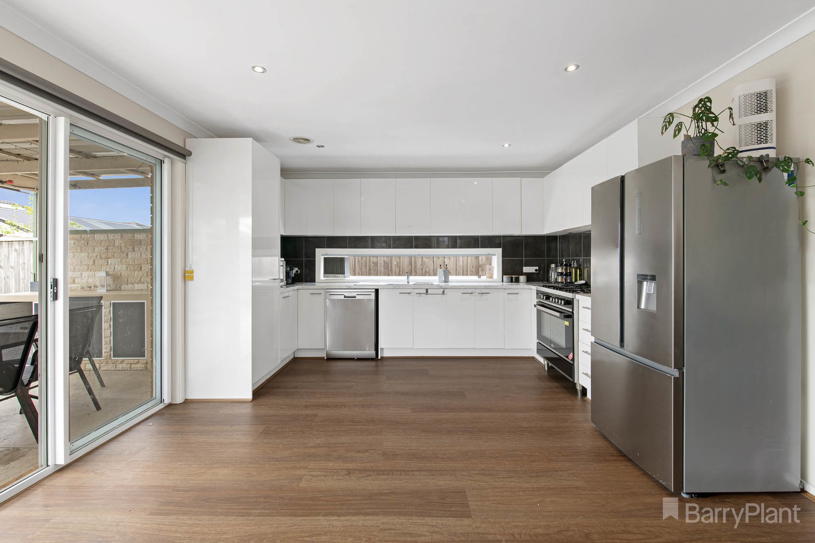 50 Algerd Way, Pakenham, VIC 3810, Pakenham - Thumbnail 2