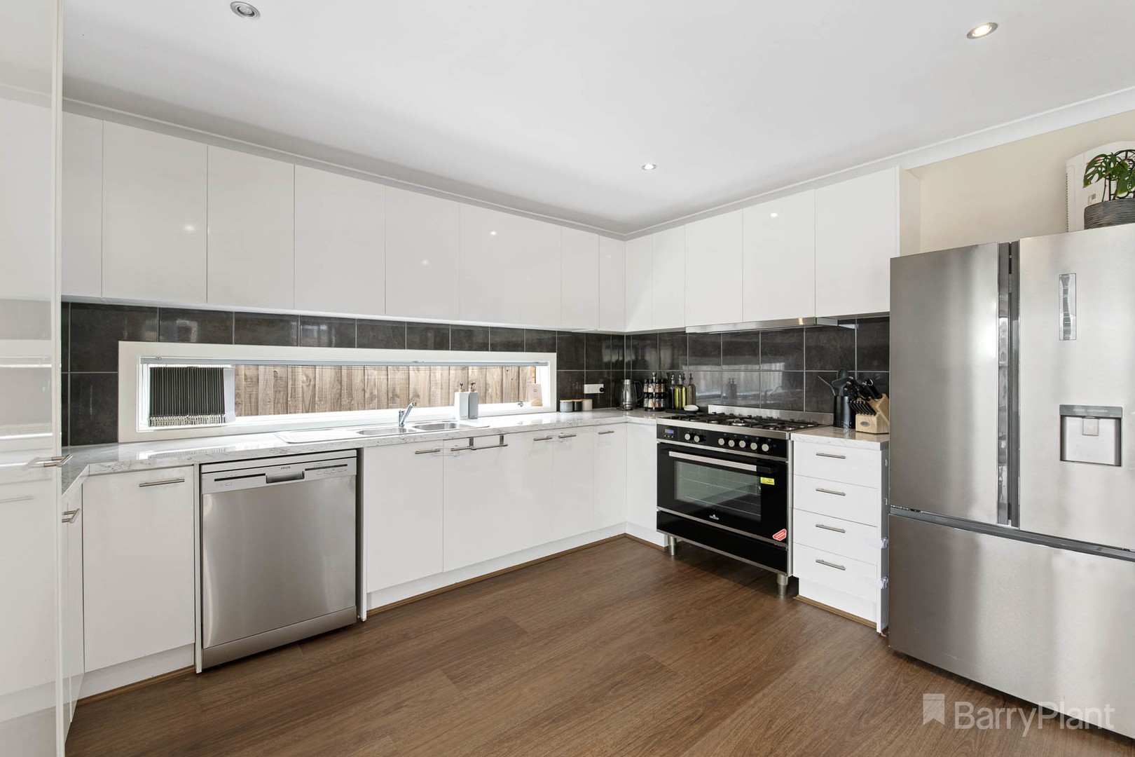 50 Algerd Way, Pakenham, VIC 3810, Pakenham - Thumbnail 3