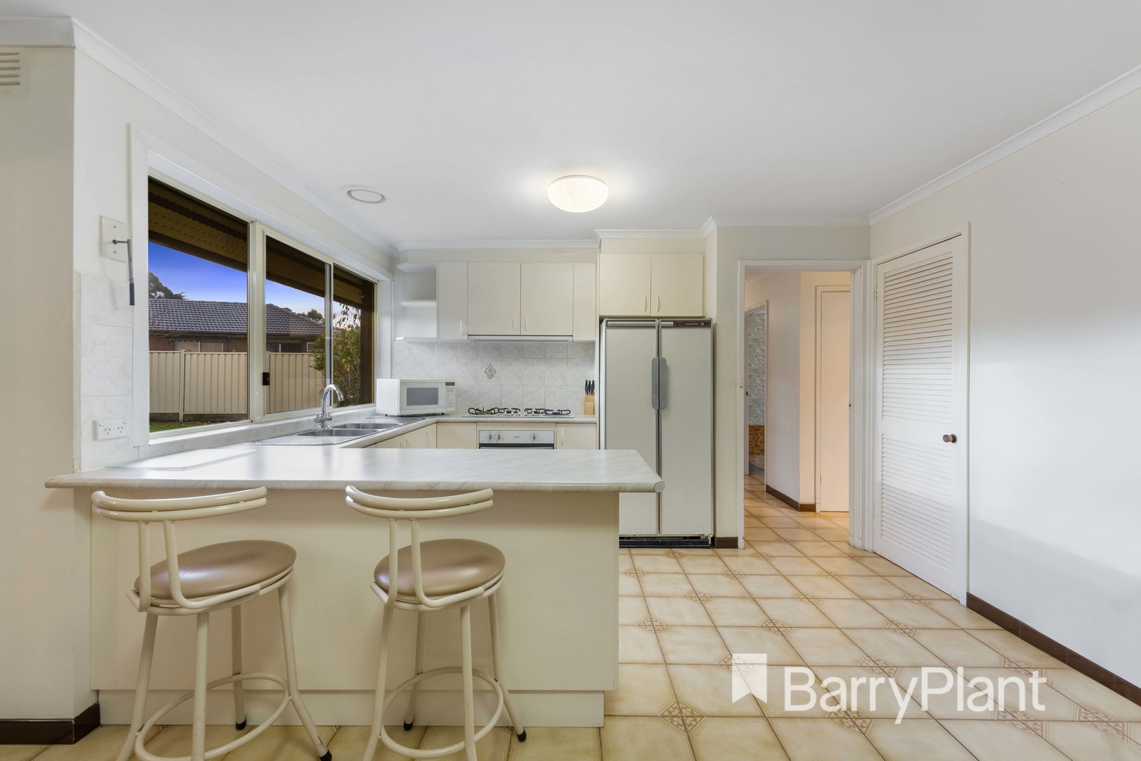 50 Atheldene Drive, St Albans, VIC 3021, St Albans - Thumbnail 3