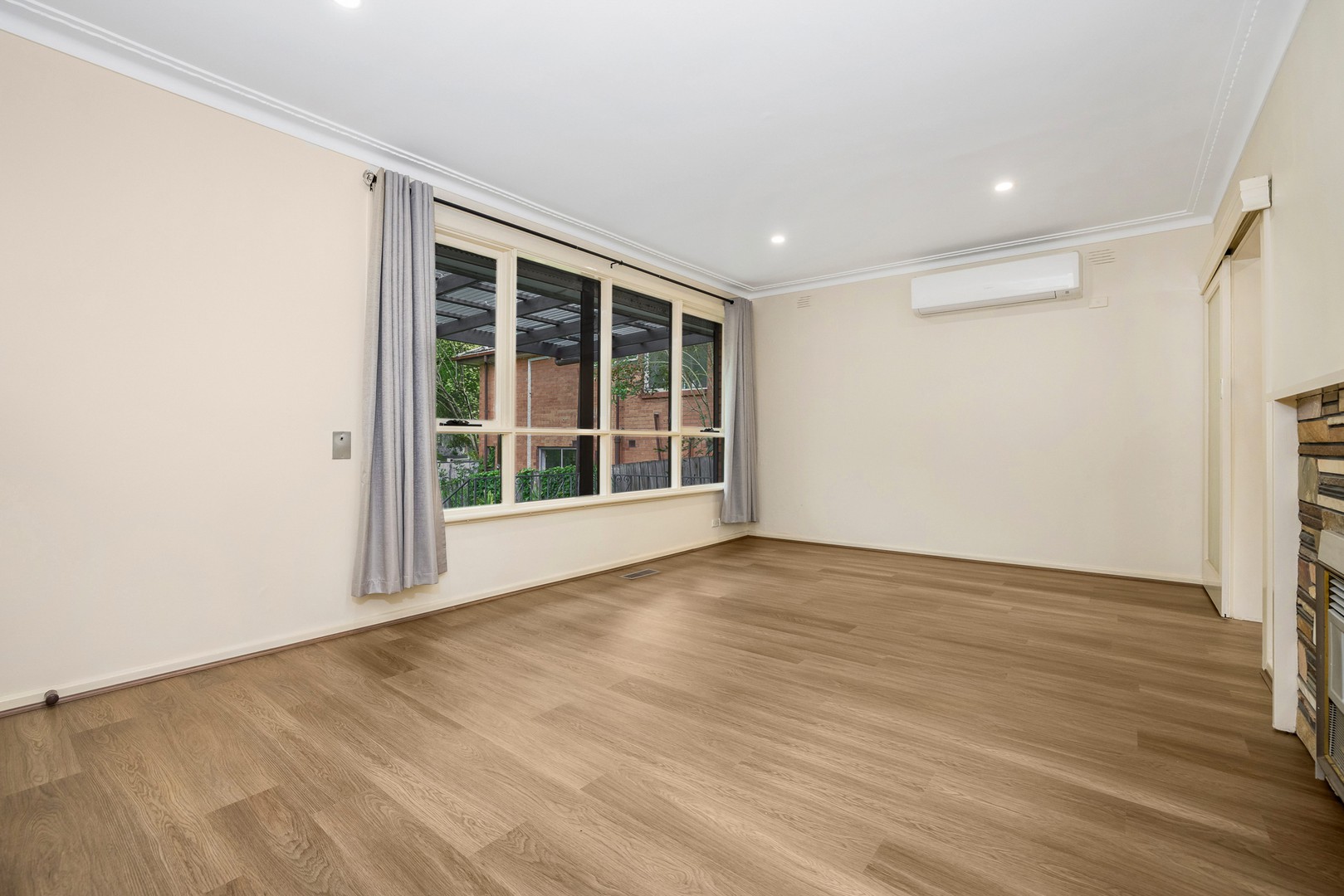 50 Boyd Street, Doncaster, VIC 3108 - Thumbnail 2 - 11/06/2025