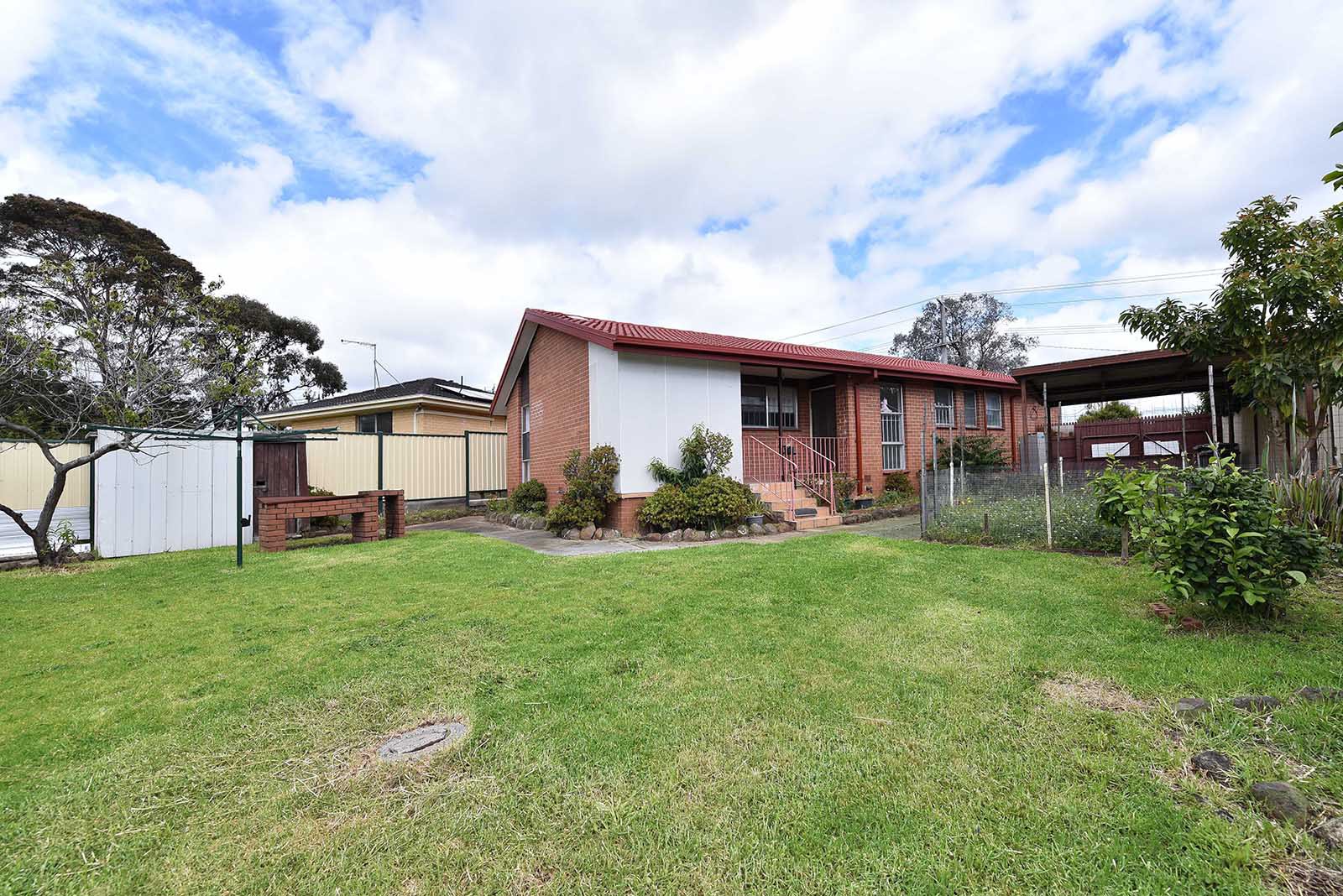 50 Erinbank Cres, Westmeadows, VIC 3049, Westmeadows - Thumbnail 6