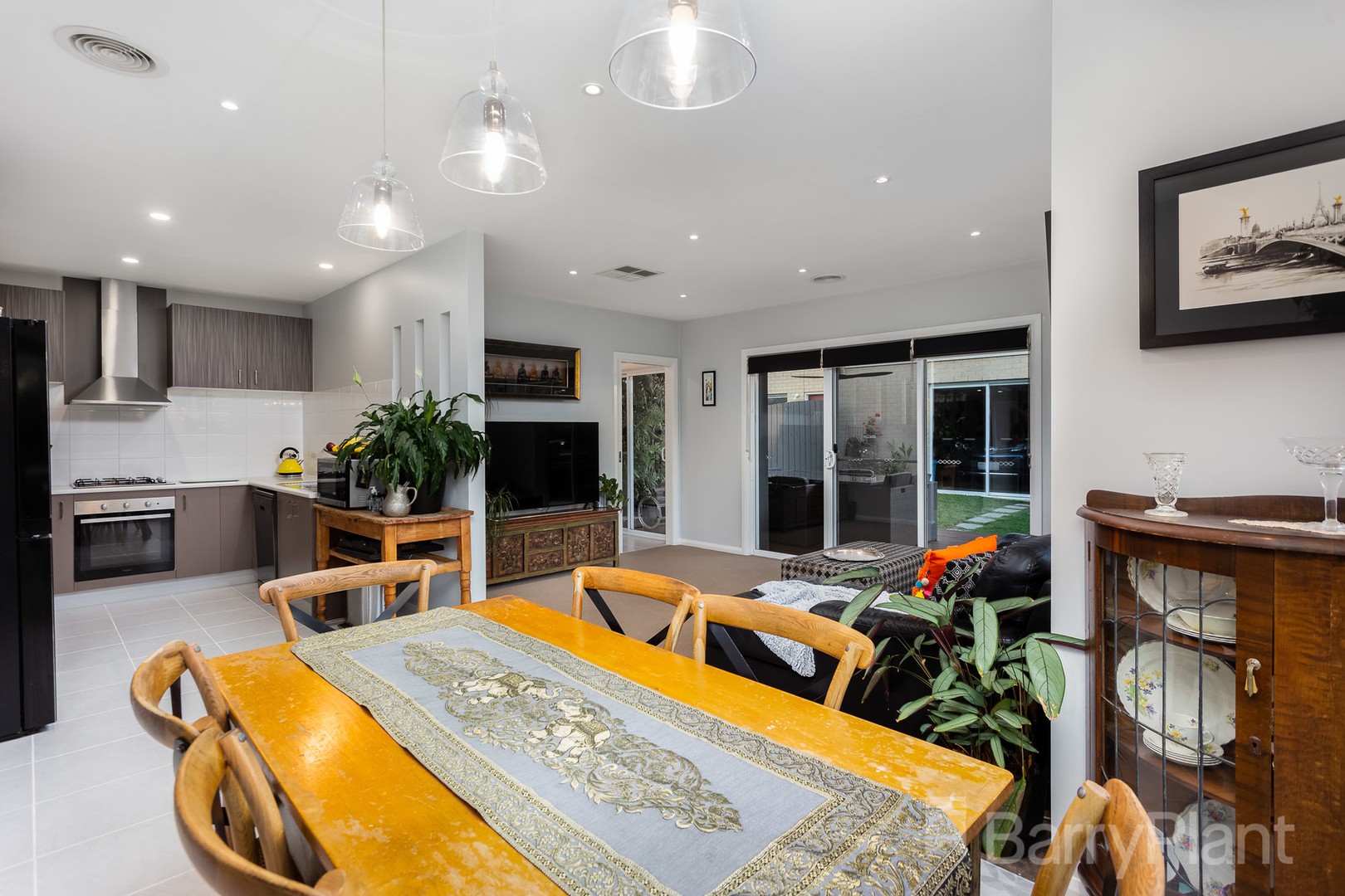 50 Featherbrook Drive, Point Cook, VIC 3030, Point Cook - Thumbnail 7