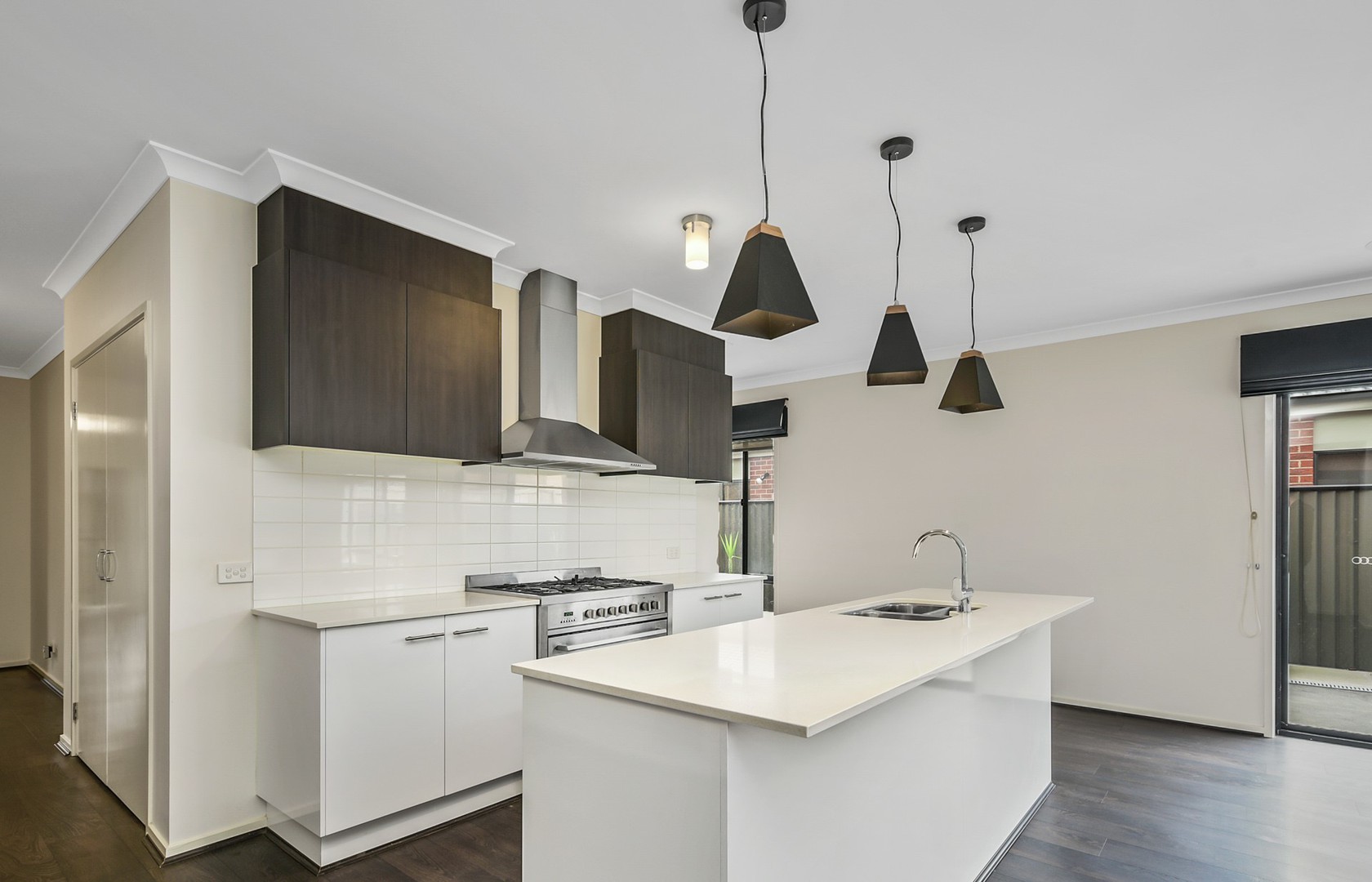 50 Glenrose Boulevard, Clyde North, VIC 3978, Clyde North - Thumbnail 2