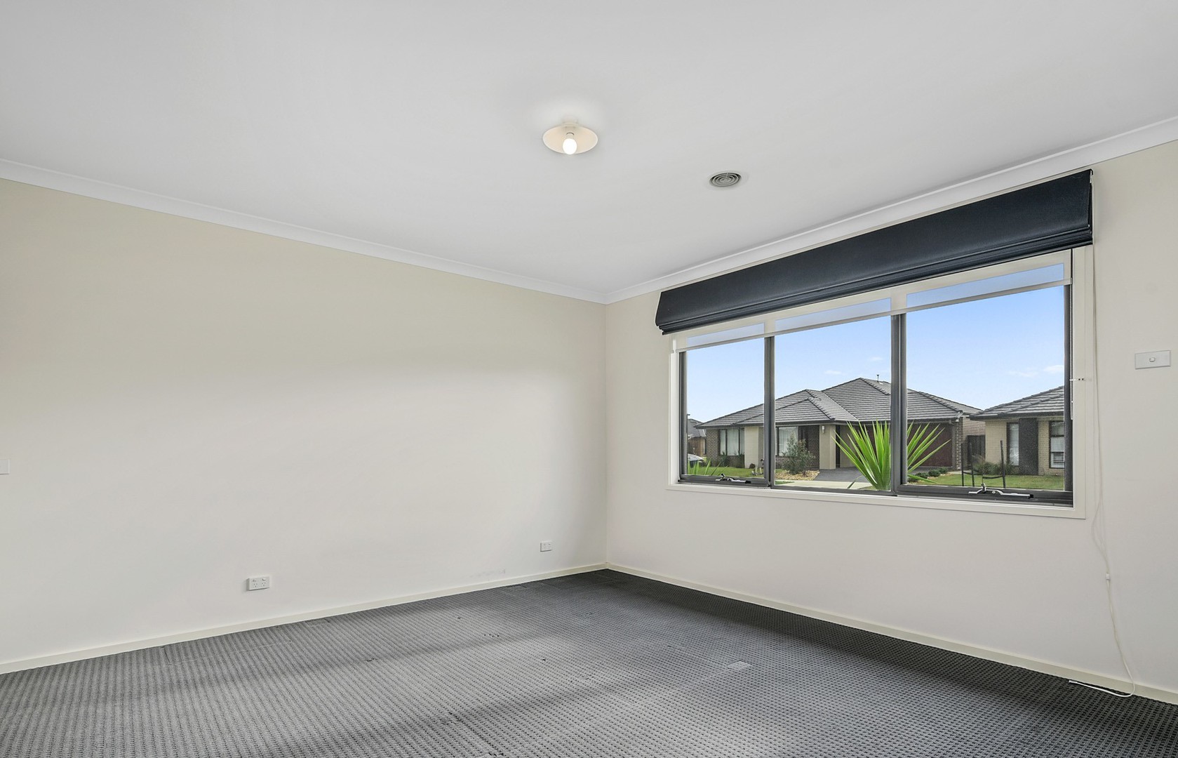 50 Glenrose Boulevard, Clyde North, VIC 3978, Clyde North - Thumbnail 5