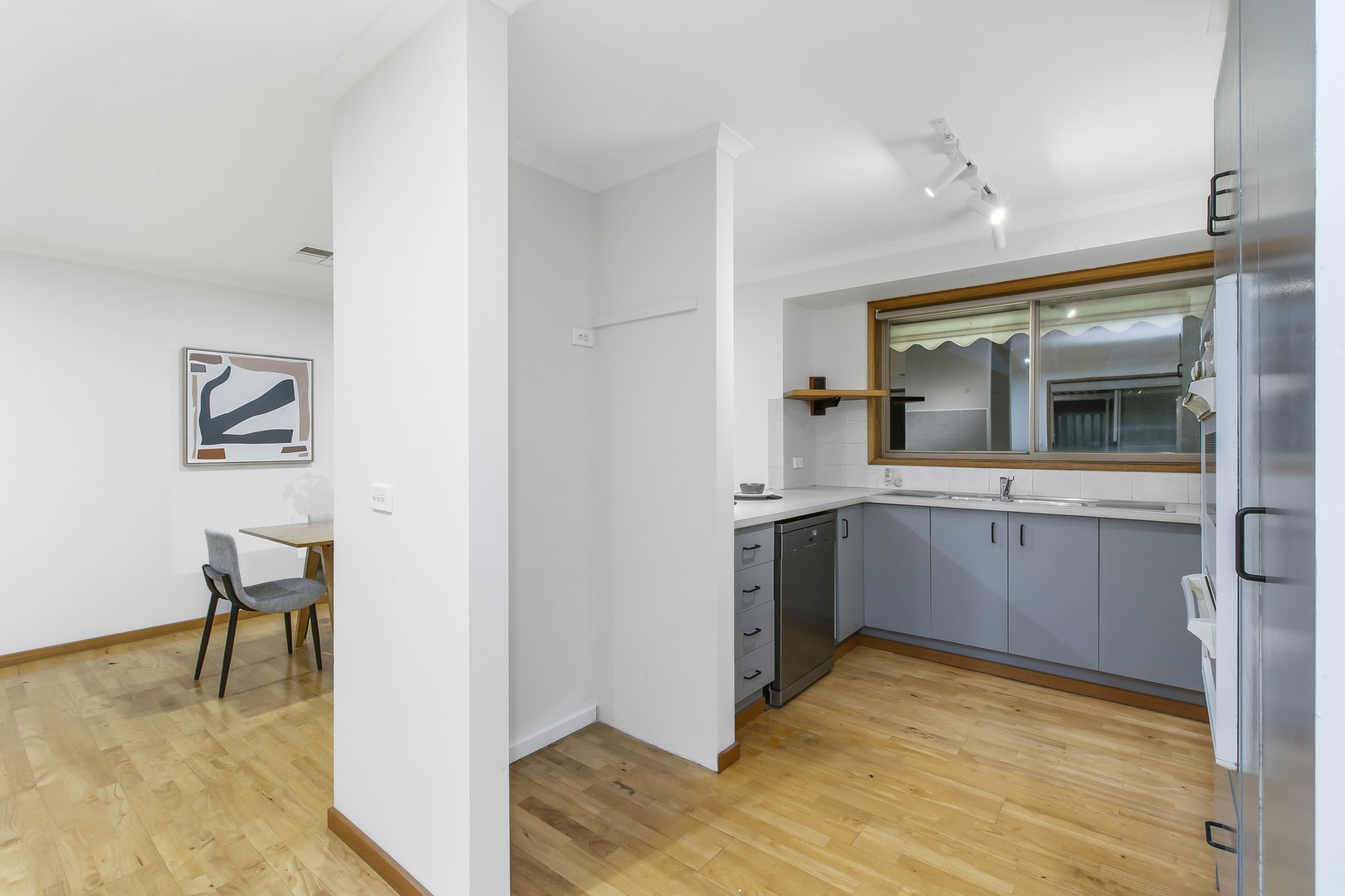 50 Grandview Crescent, Hillside, VIC 3037, Hillside - Thumbnail 4