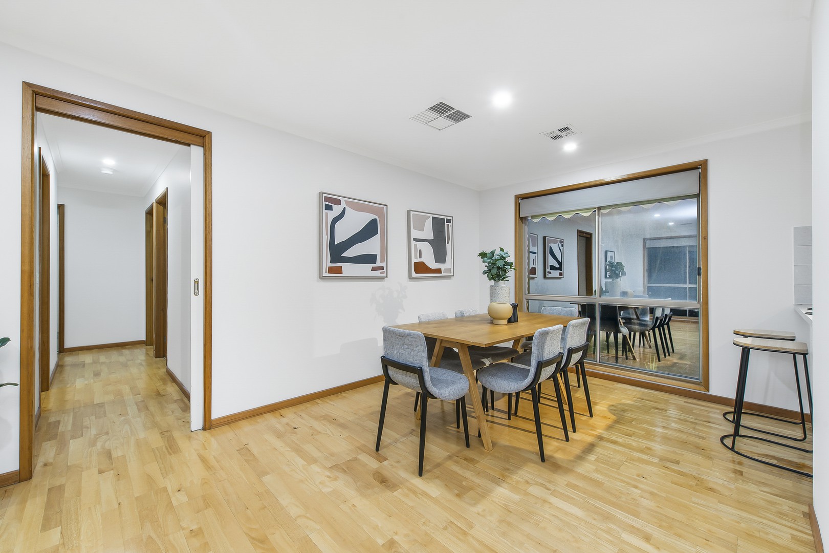 50 Grandview Crescent, Hillside, VIC 3037, Hillside - Thumbnail 7