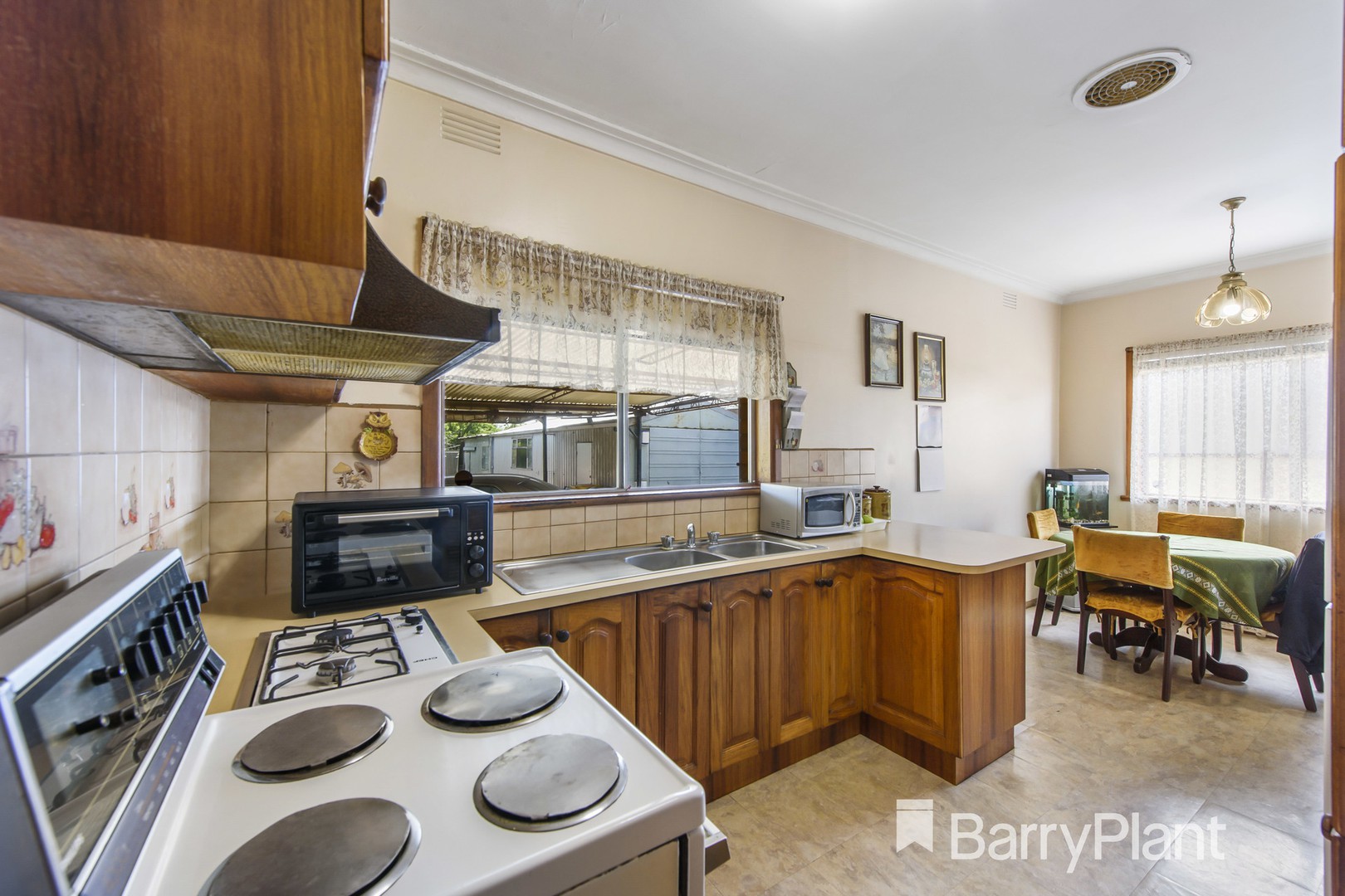 50 Henry Street, St Albans, VIC 3021, St Albans - Thumbnail 5