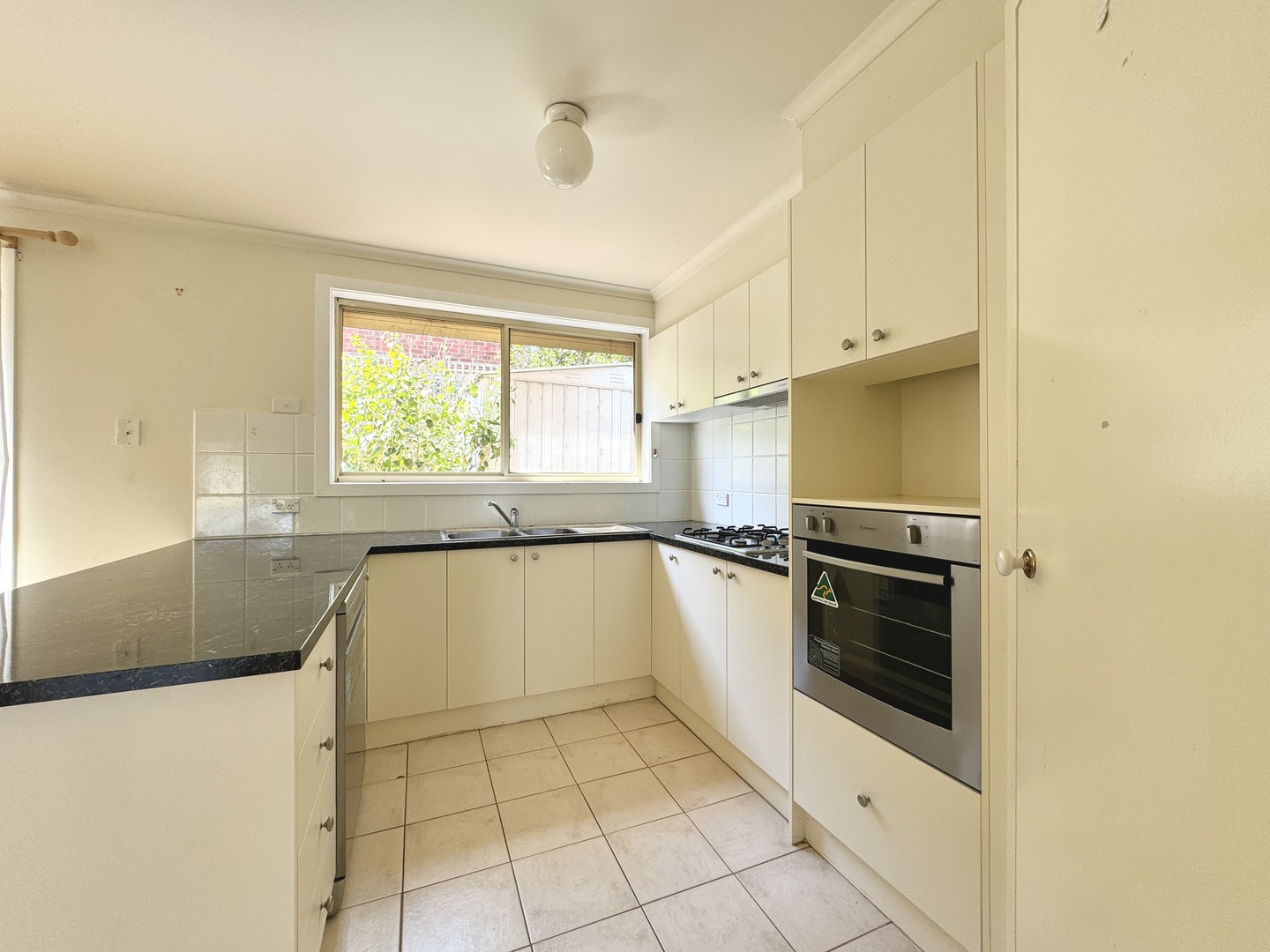 50 Kierens Way, Chadstone, VIC 3148, Chadstone - Thumbnail 4