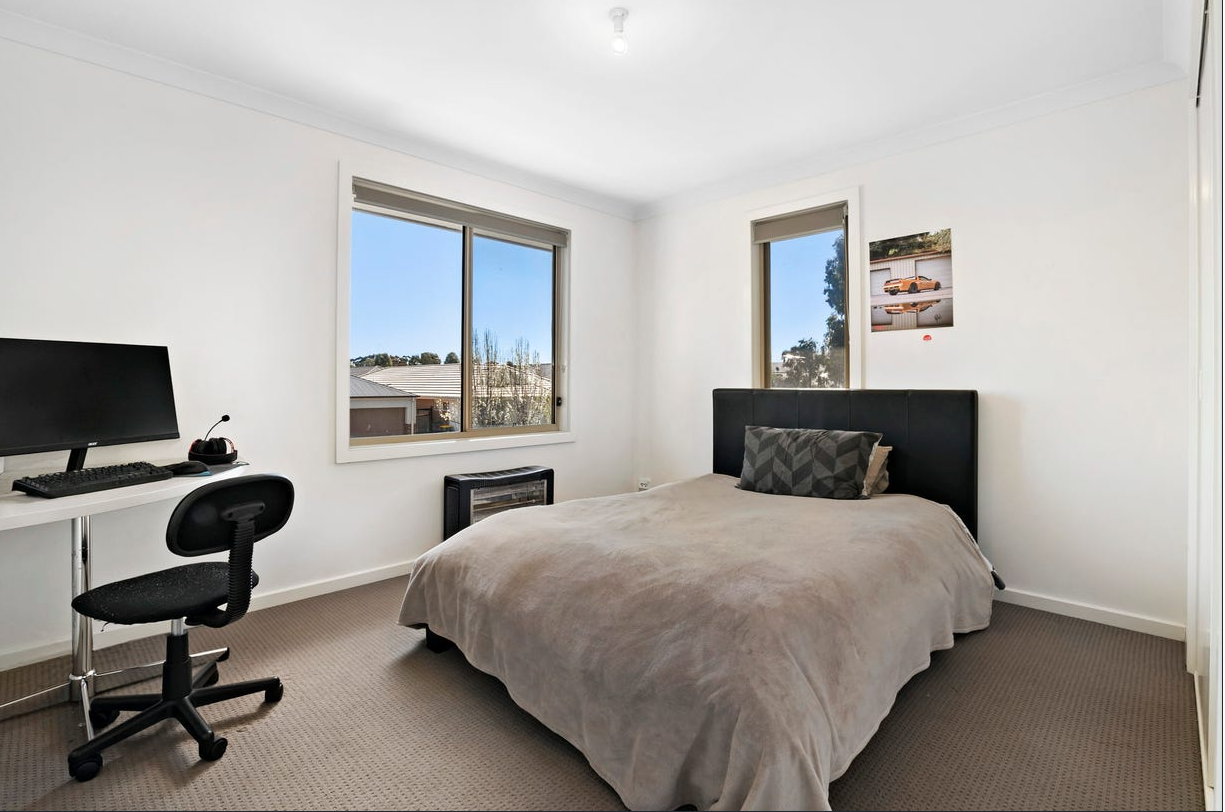 50 Millicent Drive, Craigieburn, VIC 3064, Craigieburn - Thumbnail 4