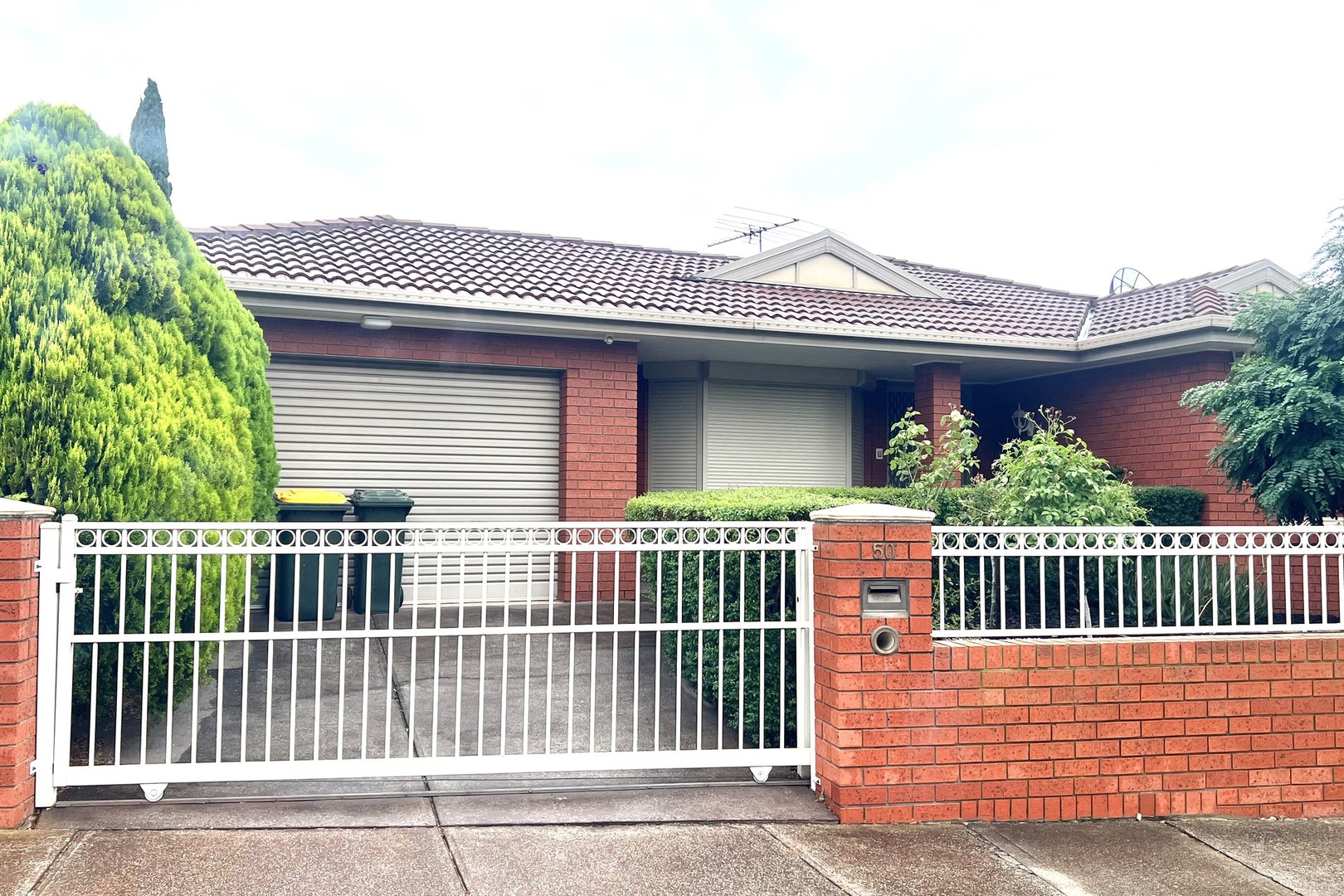 50 Moonstone Circuit, St Albans, VIC 3021, St Albans - Thumbnail 2