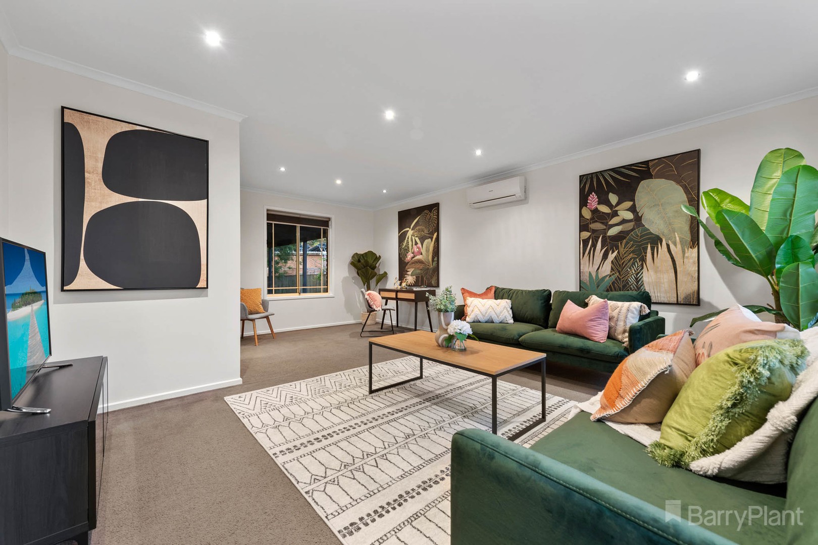 50 Norfolk DriveNarre Warren, VIC 3805, Narre Warren - Thumbnail 2