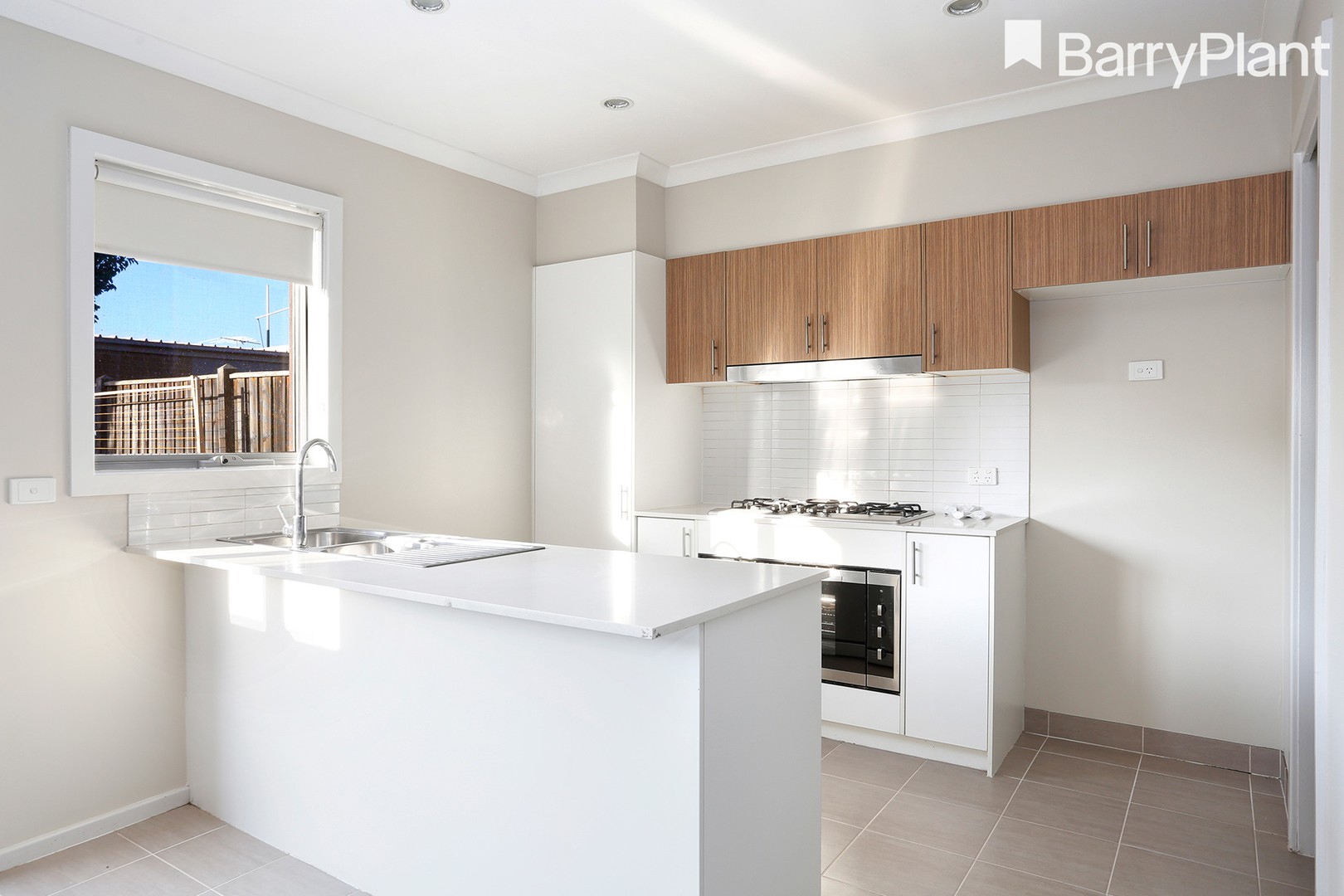 50 Scrubwren Drive, Williams Landing, VIC 3027, Williams Landing - Thumbnail 2