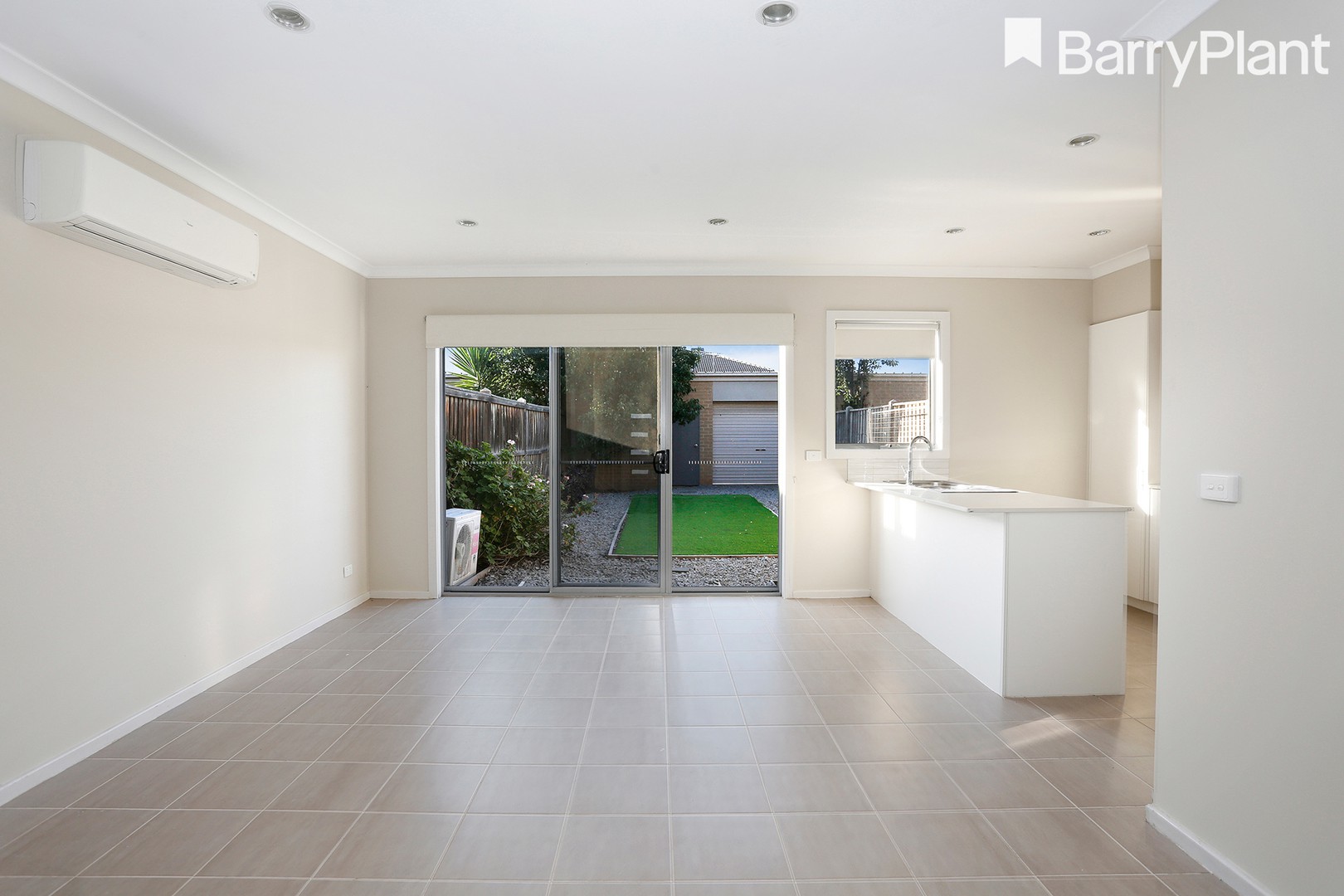 50 Scrubwren Drive, Williams Landing, VIC 3027, Williams Landing - Thumbnail 3
