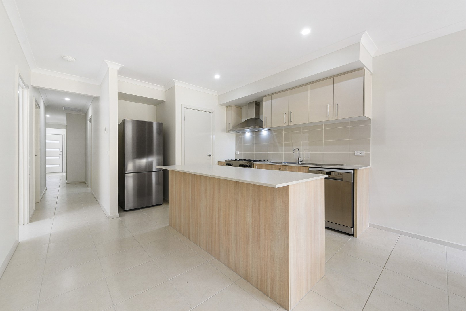 50 Sedate Drive, Rockbank, VIC 3335, Rockbank - Thumbnail 3