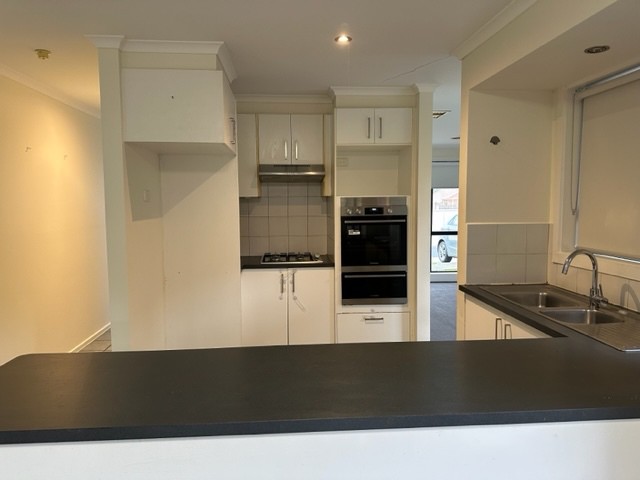 50 St Clair Boulevard, Roxburgh Park, VIC 3064, Roxburgh Park - Thumbnail 2