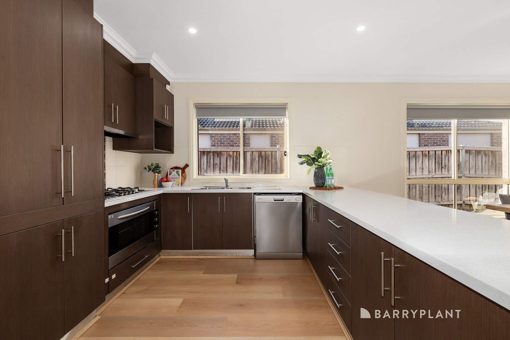 50 Tuross Crescent, South Morang, VIC 3752, South Morang - Thumbnail 3
