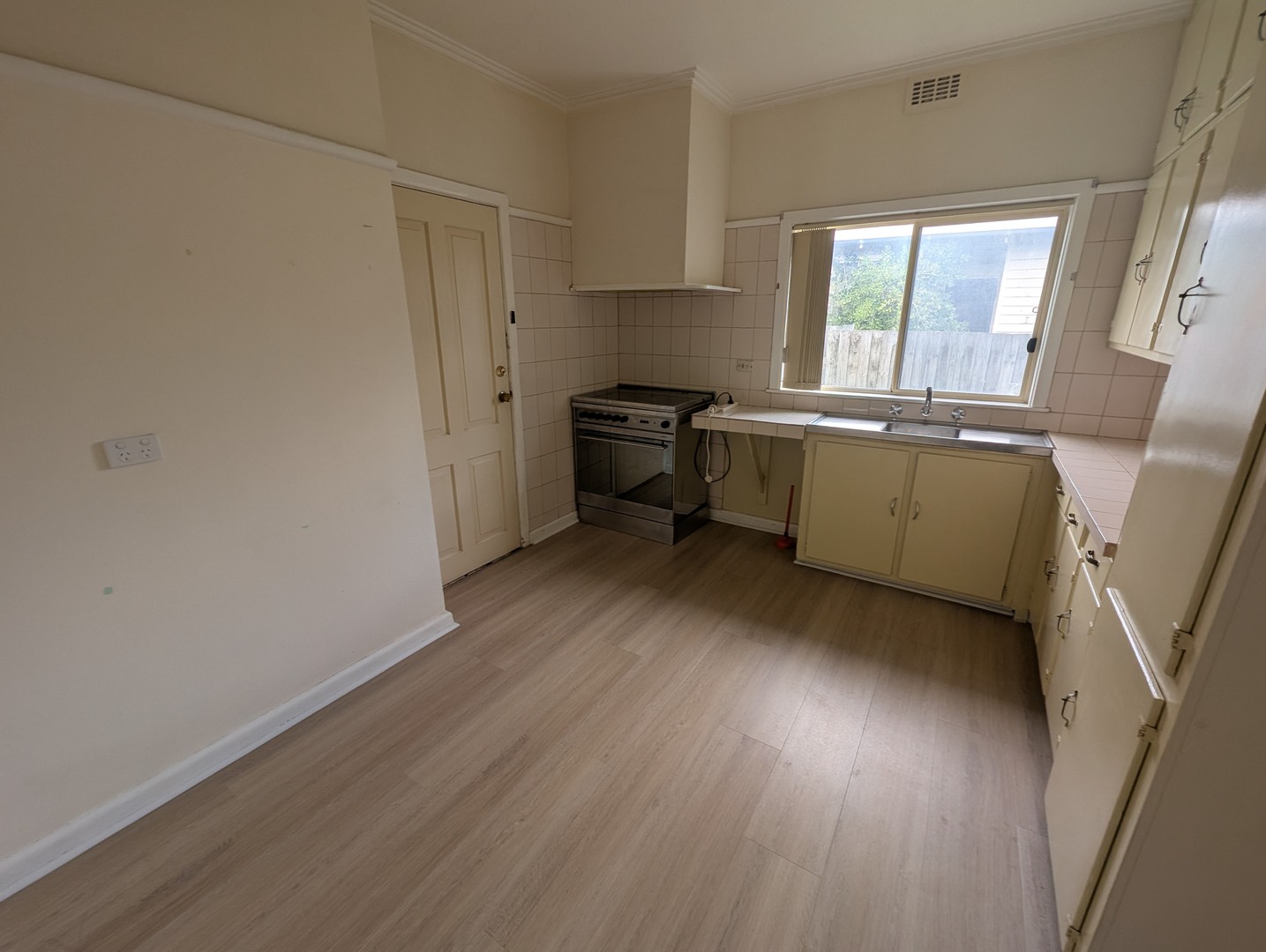 50 Wendover Avenue, Norlane, VIC 3214, Norlane - Thumbnail 2