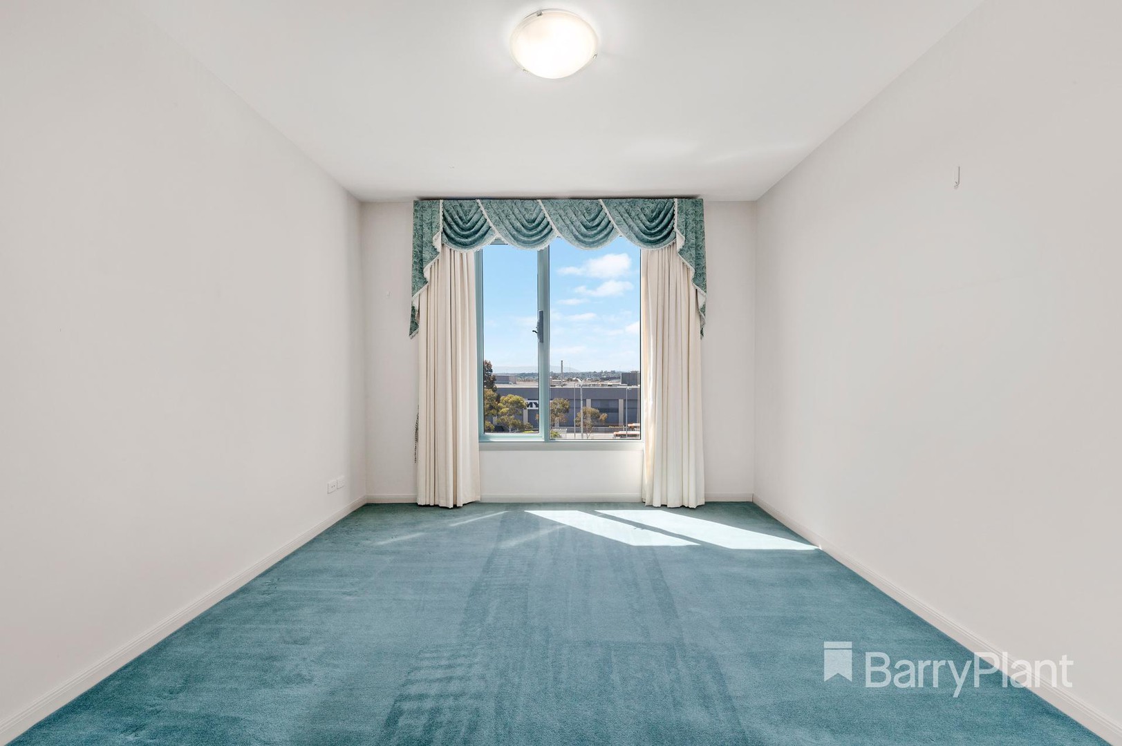 5001/2 Sovereign Point Court, Doncaster, VIC 3108, Doncaster - Thumbnail 7