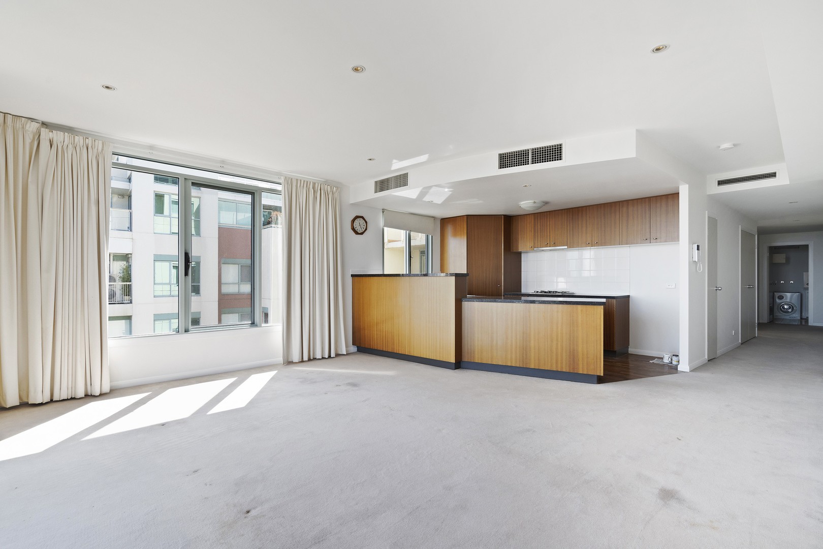 5002/2 Sovereign Point Court, Doncaster, VIC 3108, Doncaster - Thumbnail 4