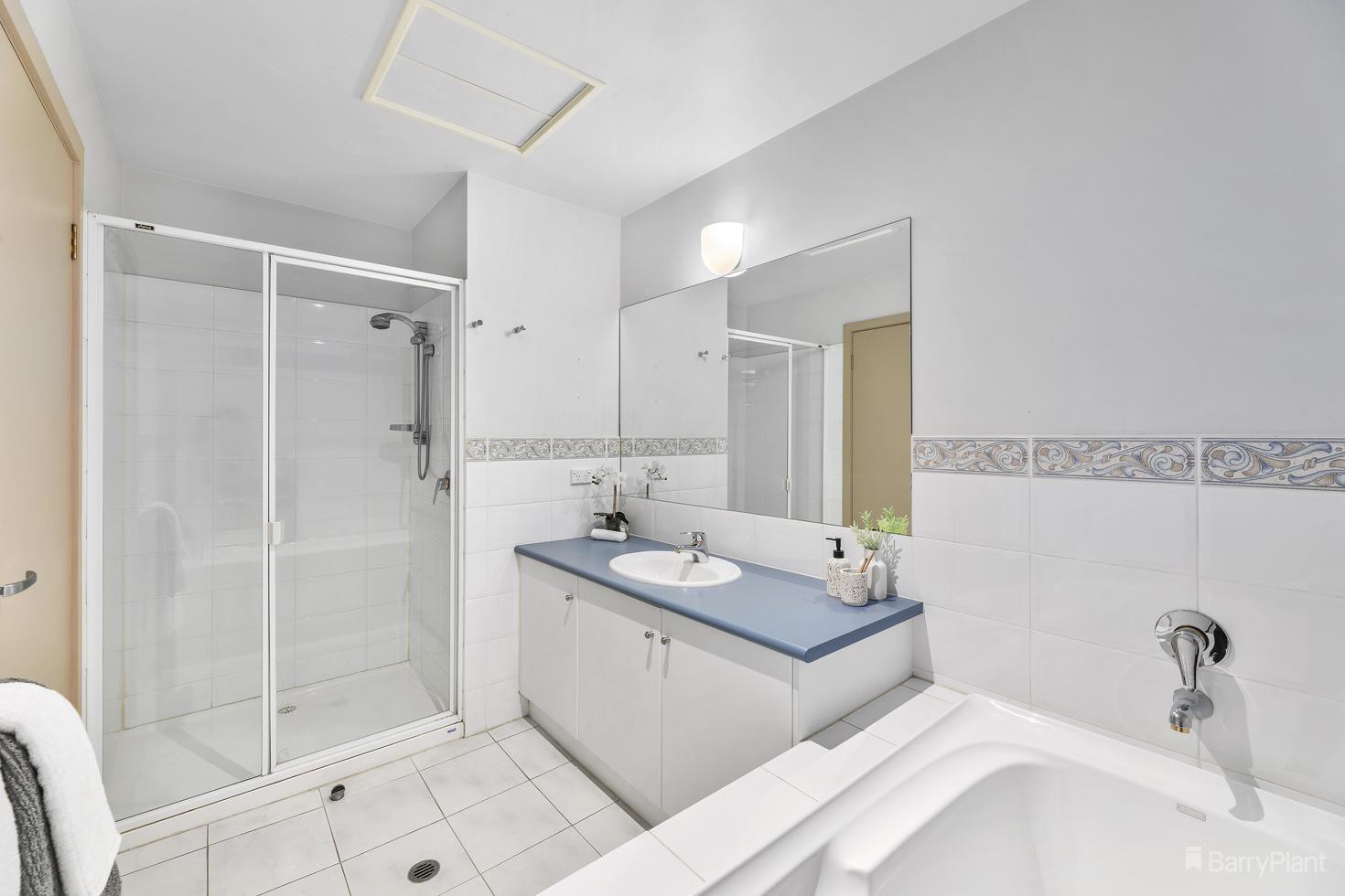 501/1 Sovereign Point Court, Doncaster, VIC 3108, Doncaster - Thumbnail 6