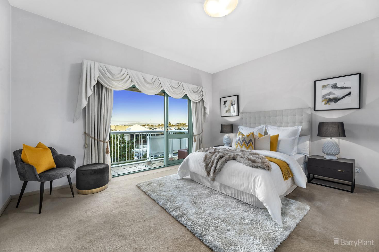501/1 Sovereign Point Court, Doncaster, VIC 3108, Doncaster - Thumbnail 4