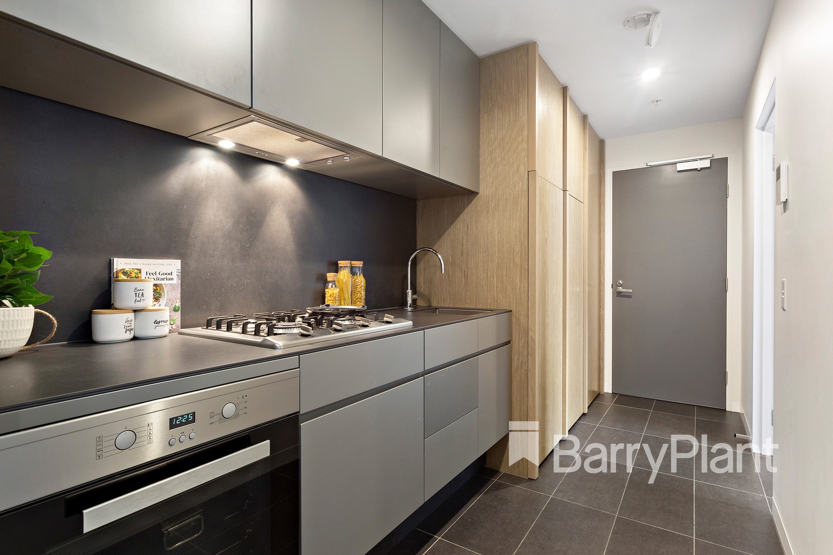 501A/16 Pearl River Road, Docklands, VIC 3008, Docklands - Thumbnail 3